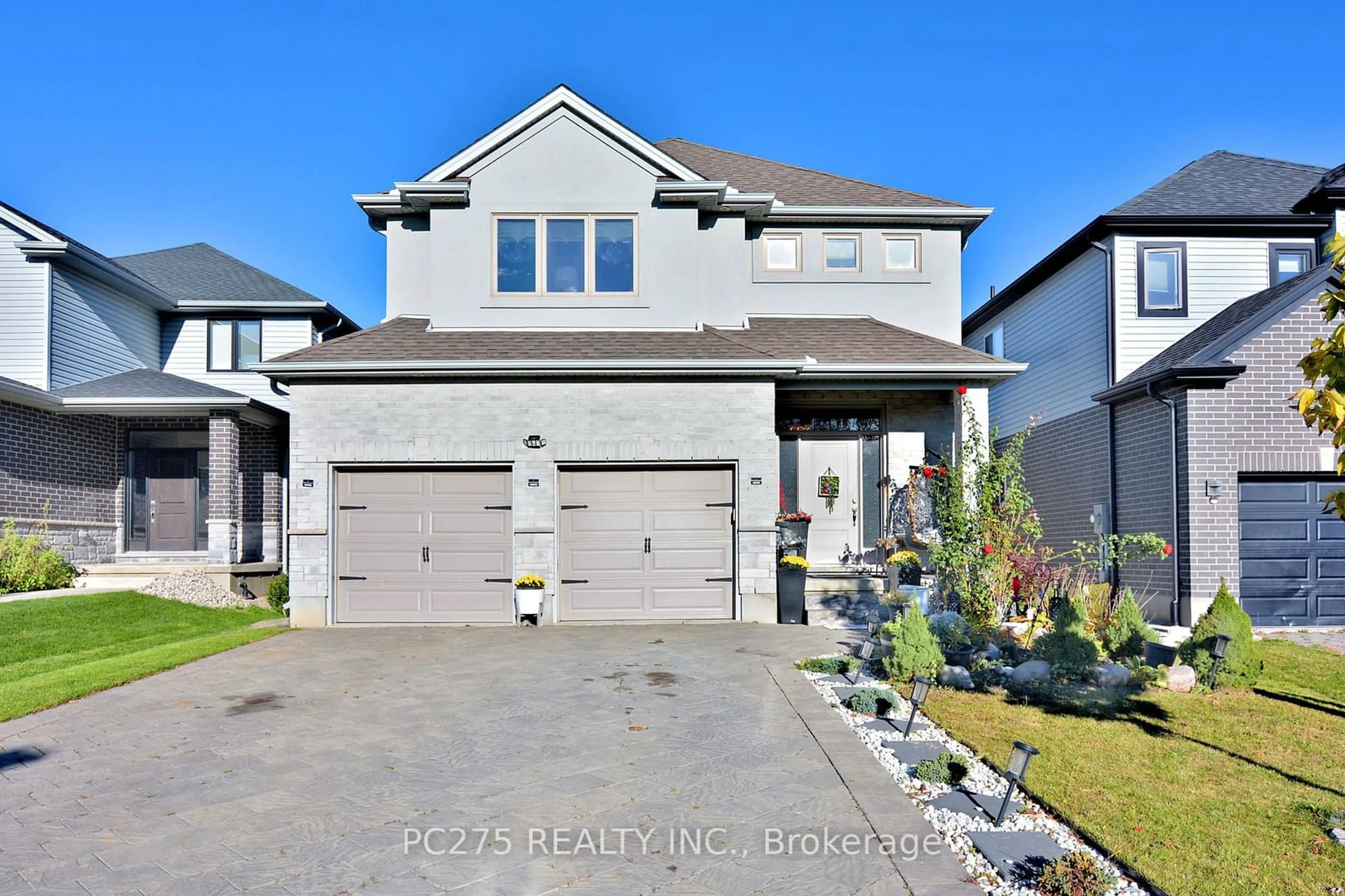 Frontside or backside of a home, the street view for 464 Jessica Way Rd, London Ontario N6H 5L4