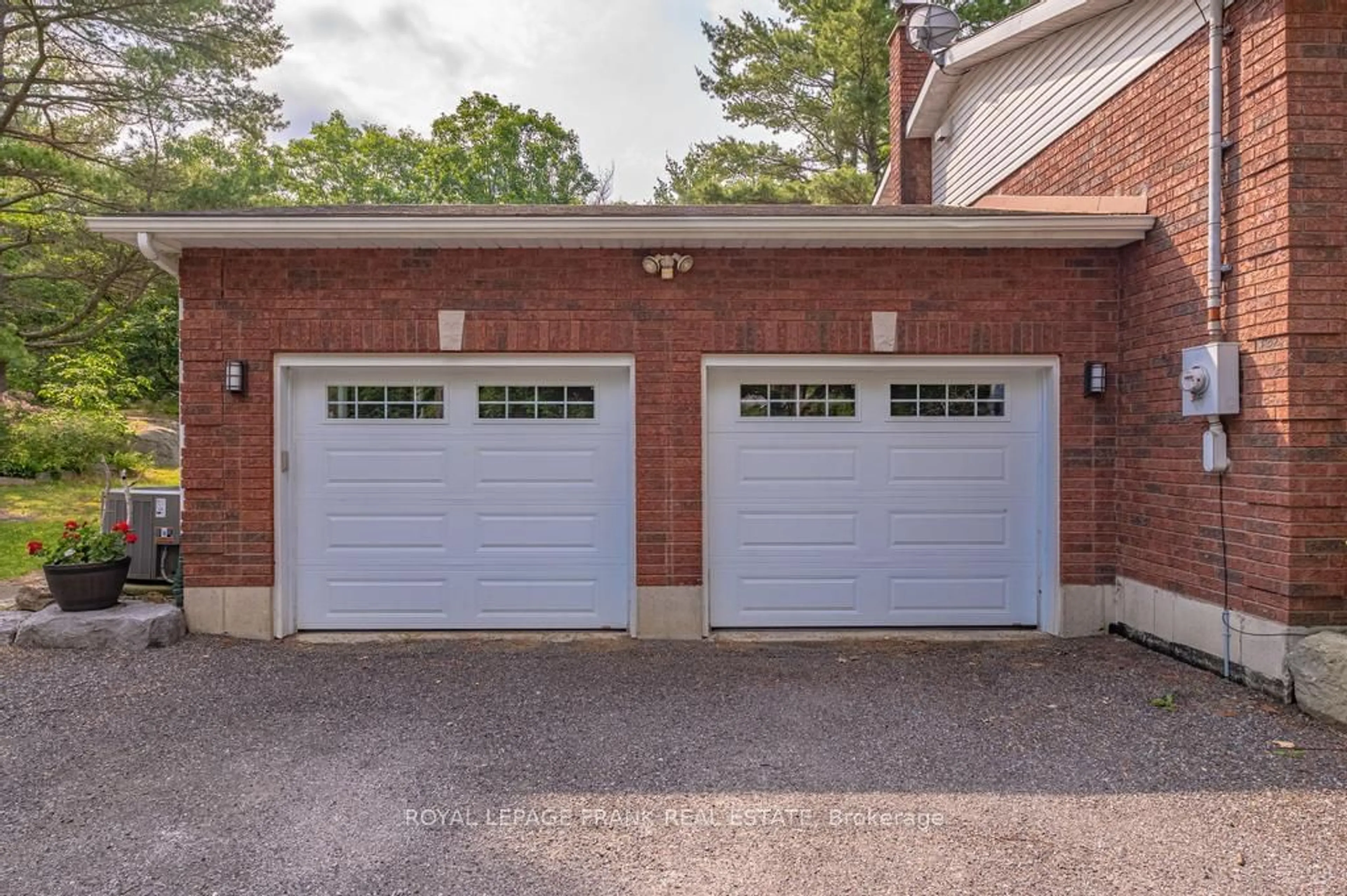 Indoor garage, ceramic floors for 63 Adam & Eve Rd, Galway-Cavendish and Harvey Ontario K0L 1J0