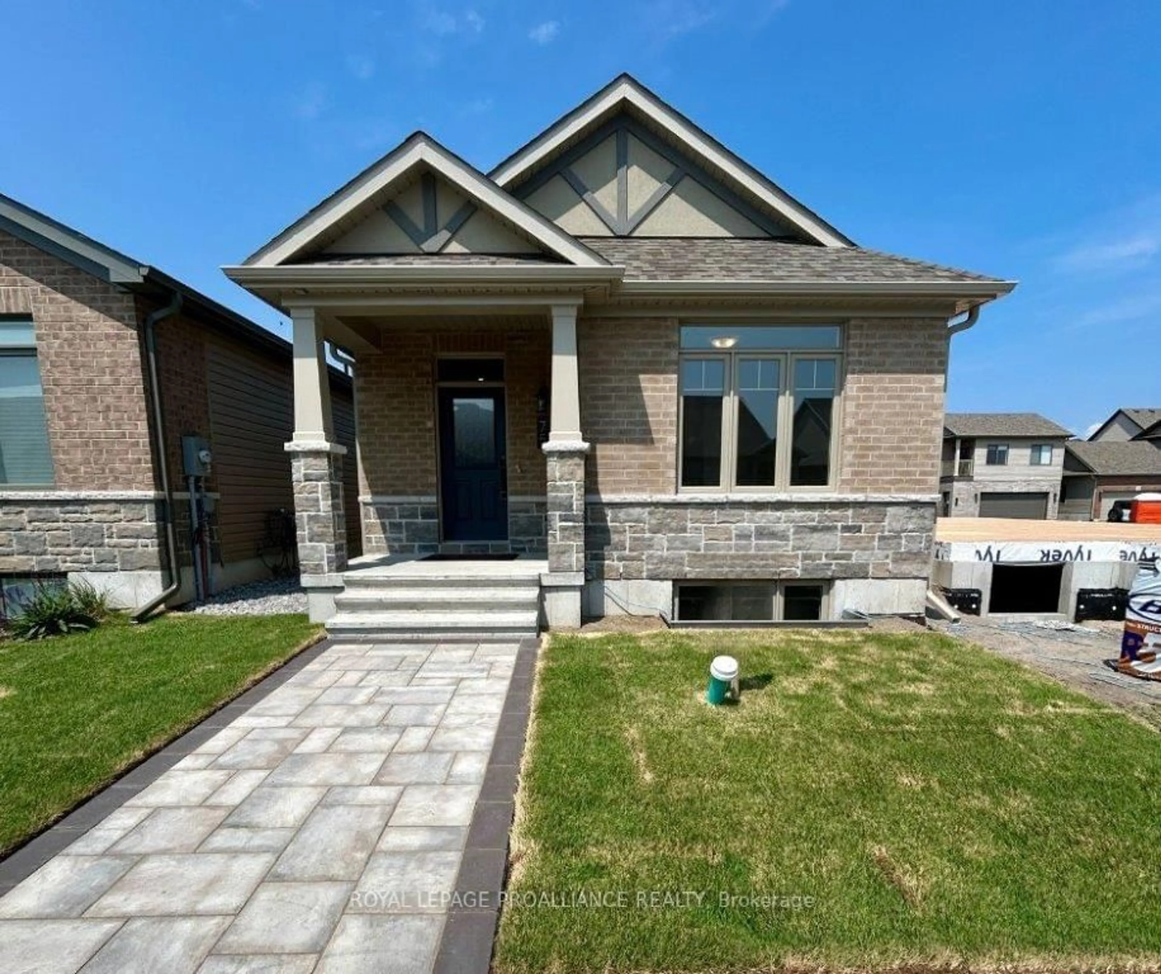 Home with brick exterior material for 75 Athabaska Dr, Belleville Ontario K8N 0T1