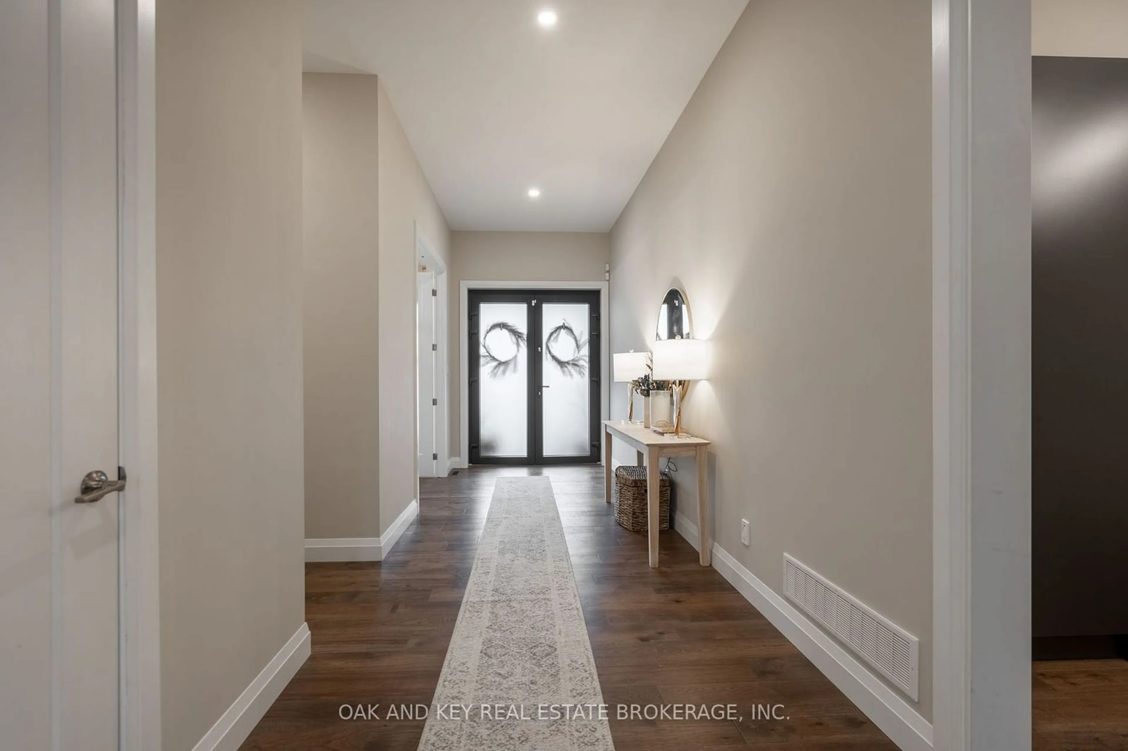 Indoor entryway, wood floors for 3520 Grand Oak Crossing, London Ontario N6P 0G6