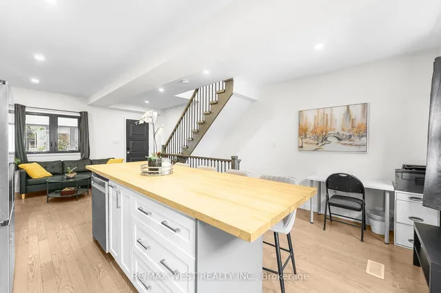 Additional property image - 110 Avondale St