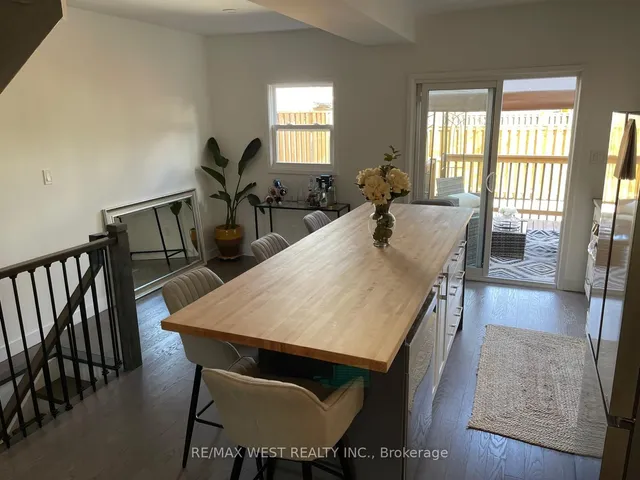 Additional property image - 110 Avondale St