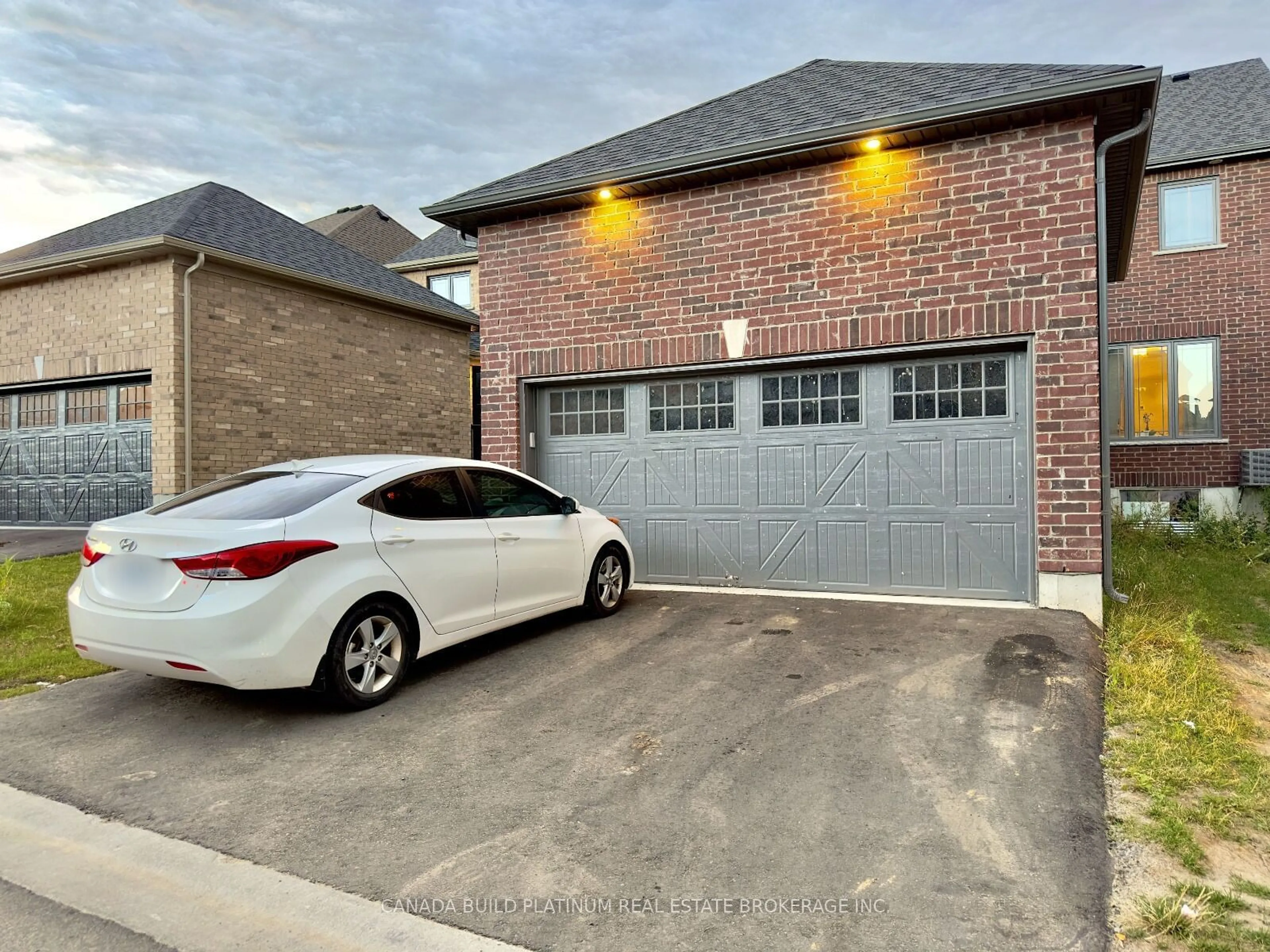 Home with brick exterior material for 720 Whetstone Lane, Peterborough Ontario K9H 0G4