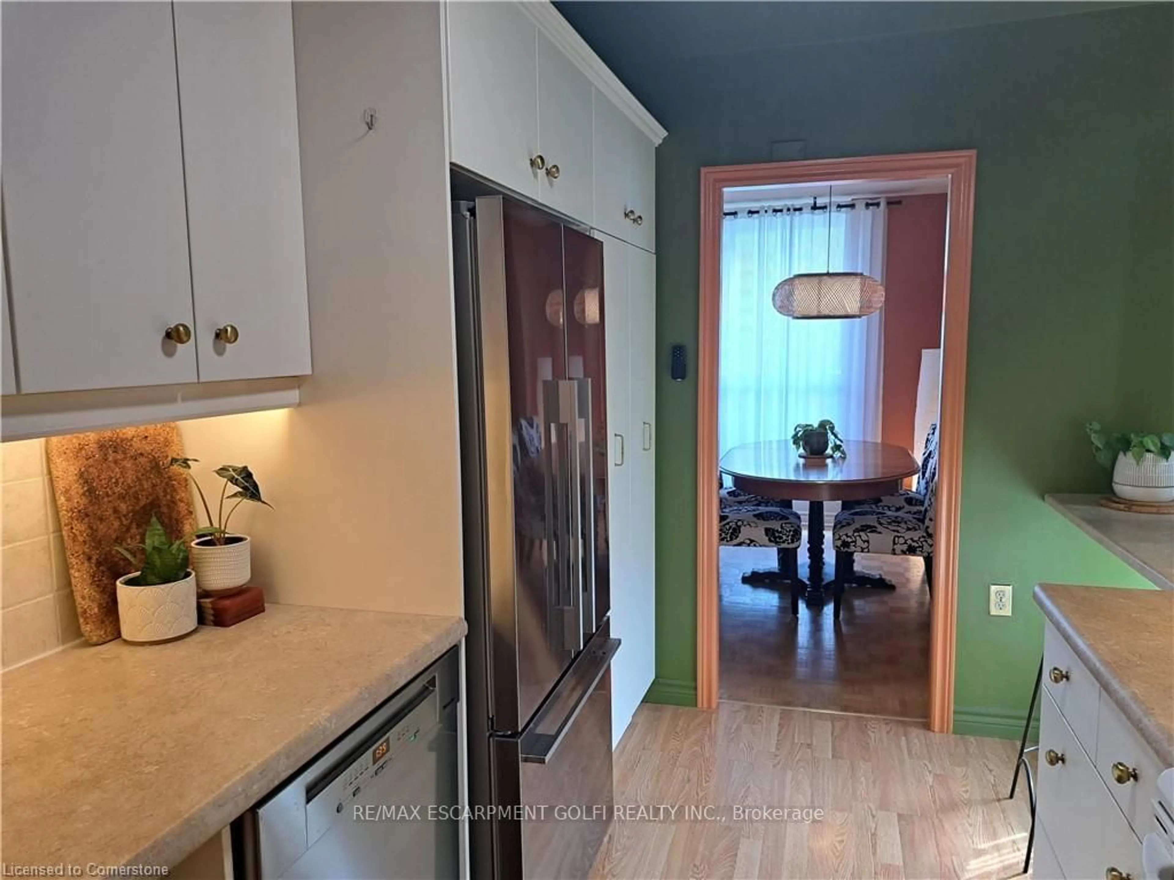 Open concept kitchen for 15 Towering Heights Blvd #202, St. Catharines Ontario L2T 3G7