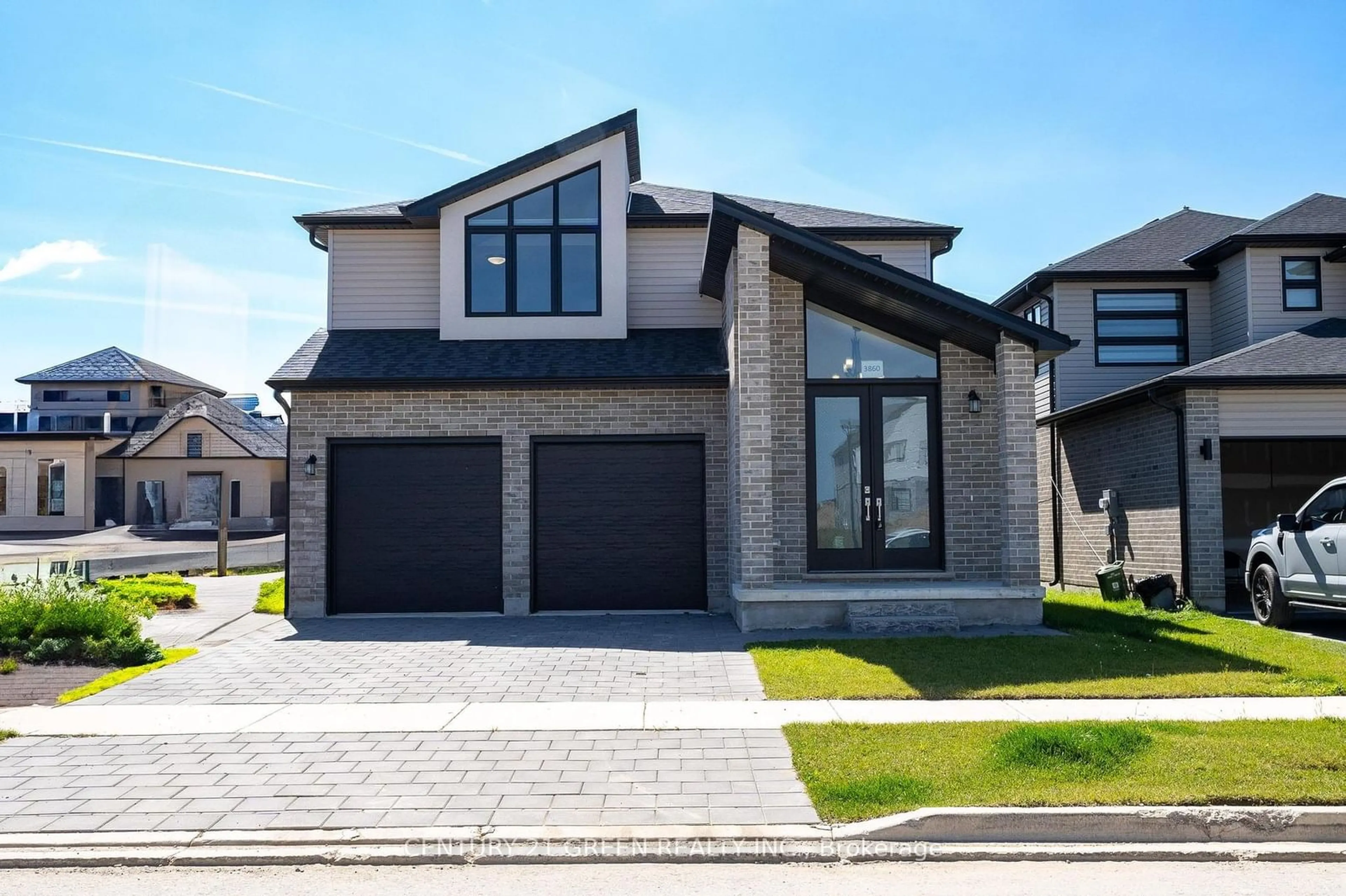 Frontside or backside of a home, the street view for 3860 Big Leaf Tr, London Ontario N6P 0K1