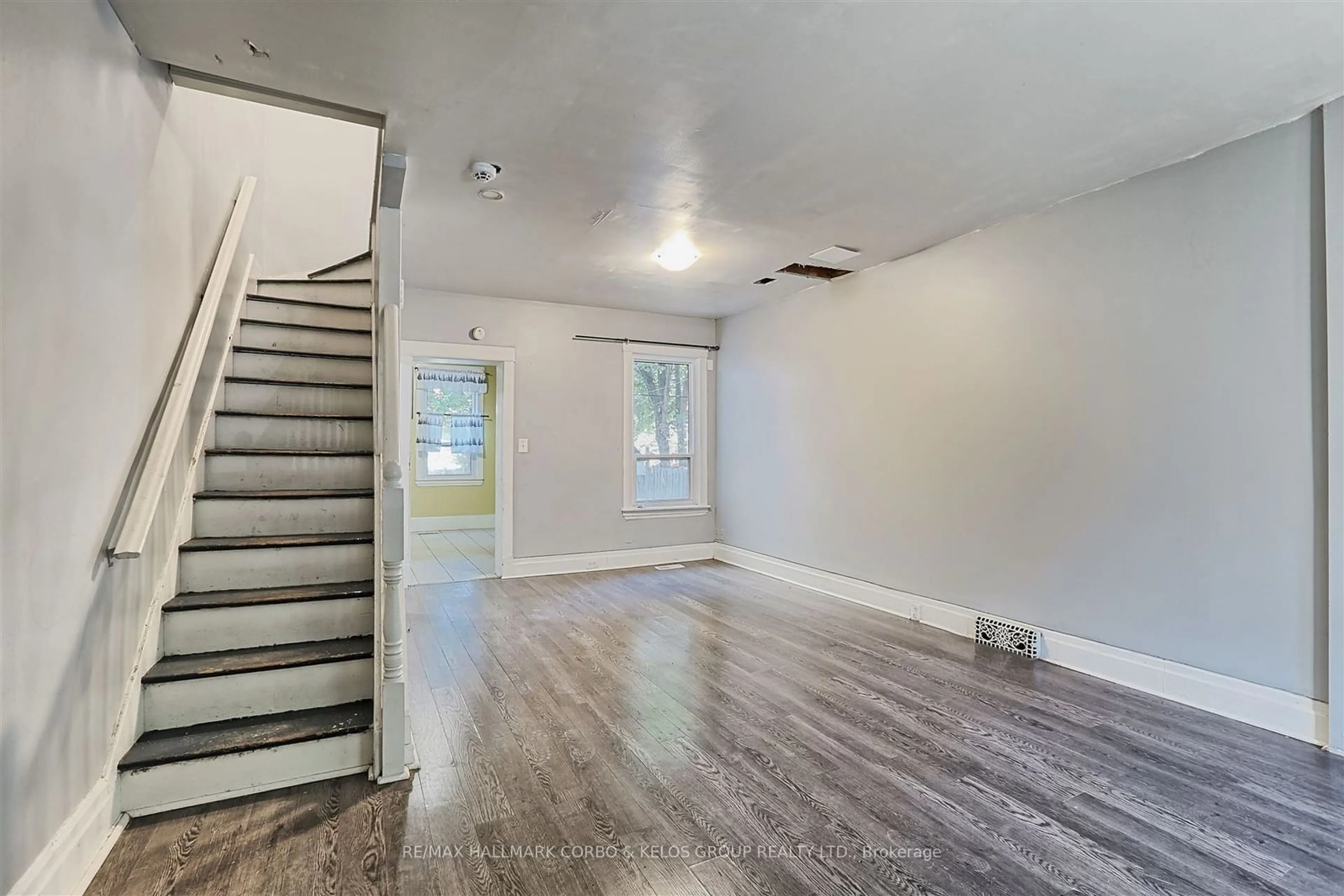 A pic of a room, wood floors for 757 Cannon St, Hamilton Ontario L8L 2H1