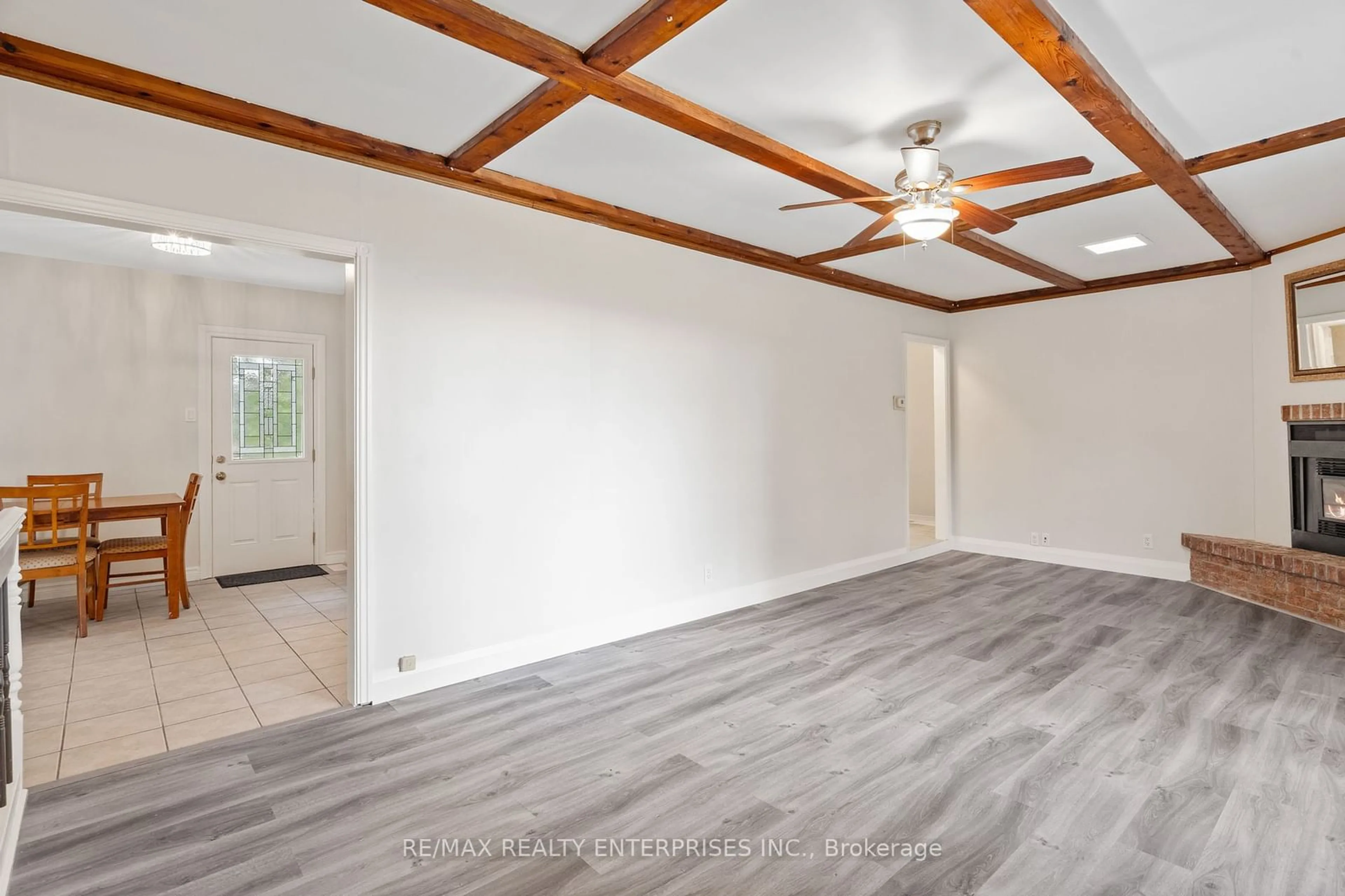 A pic of a room, wood floors for 20 Villella Rd, Haldimand Ontario N0A 1K0