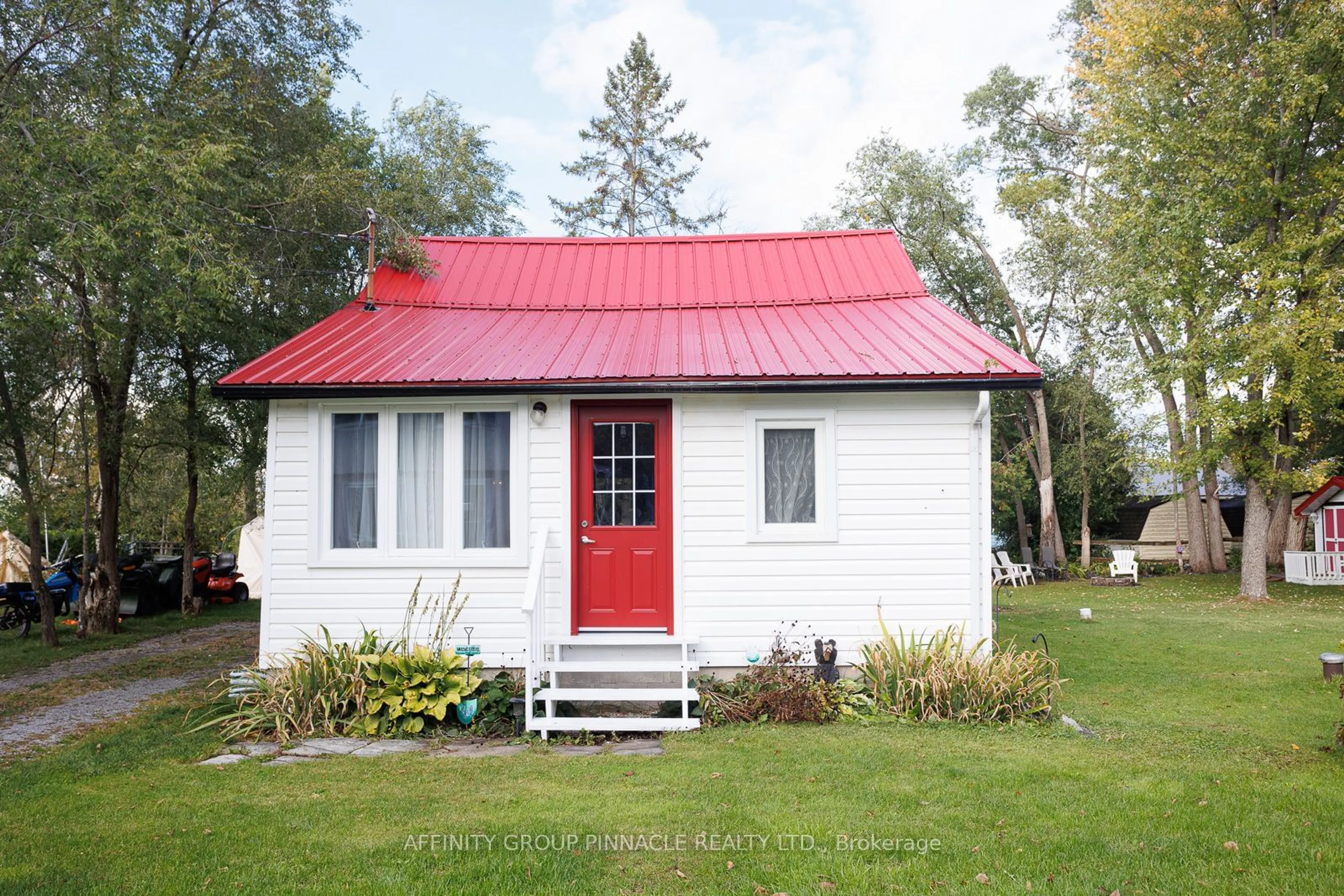 Shed for 7 Leaf St, Kawartha Lakes Ontario K0M 1L0