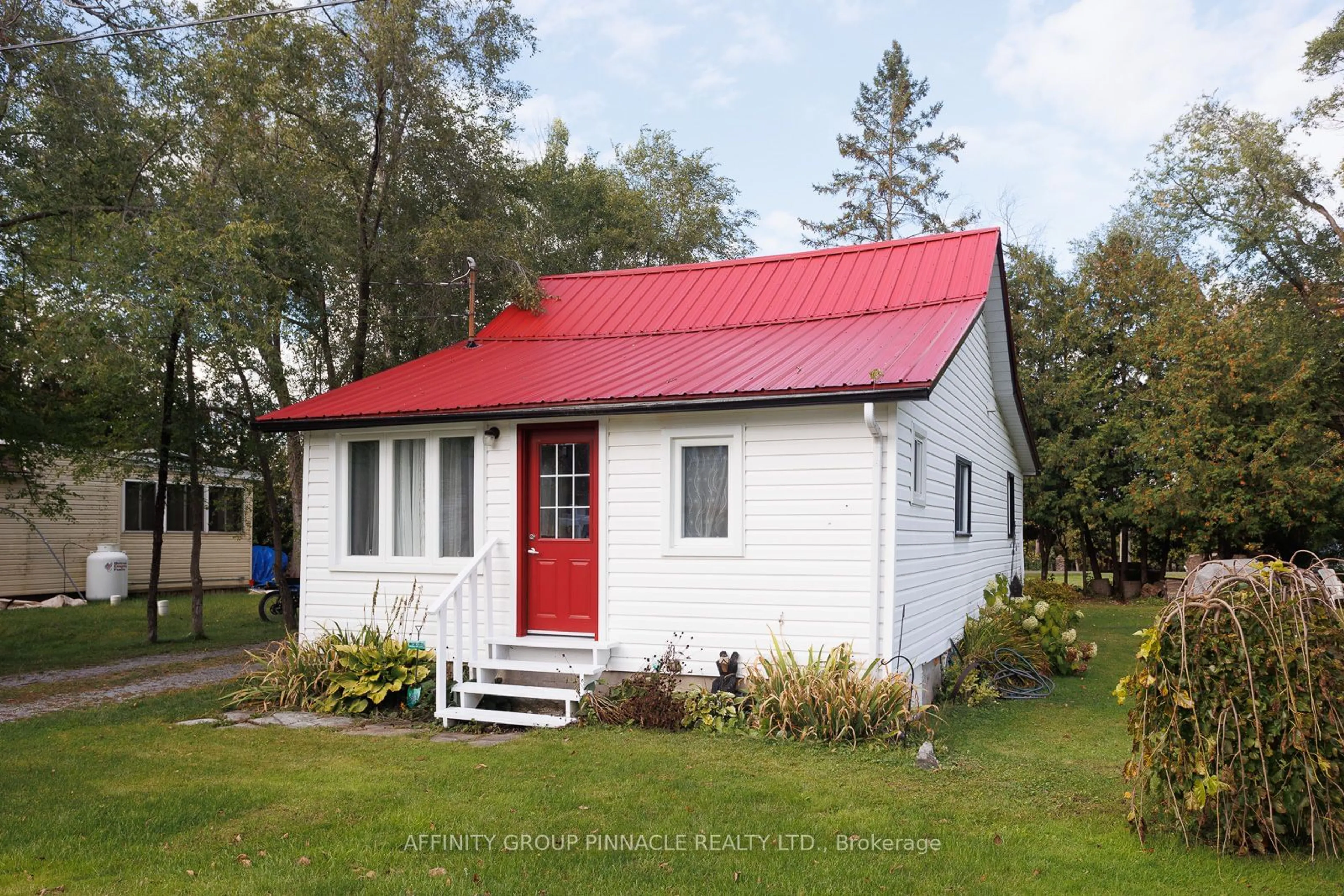 Shed for 7 Leaf St, Kawartha Lakes Ontario K0M 1L0