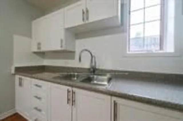 Additional property image - 283 Emerald St