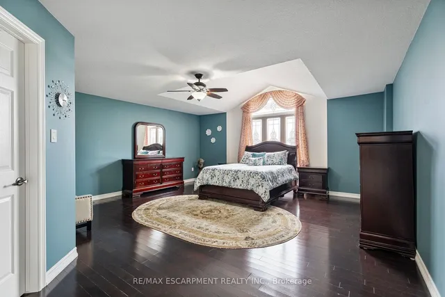 Additional property image - 575 STONEHENGE Dr
