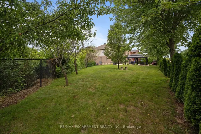 Additional property image - 575 STONEHENGE Dr