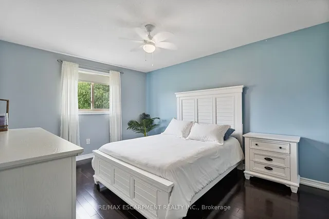 Additional property image - 575 STONEHENGE Dr