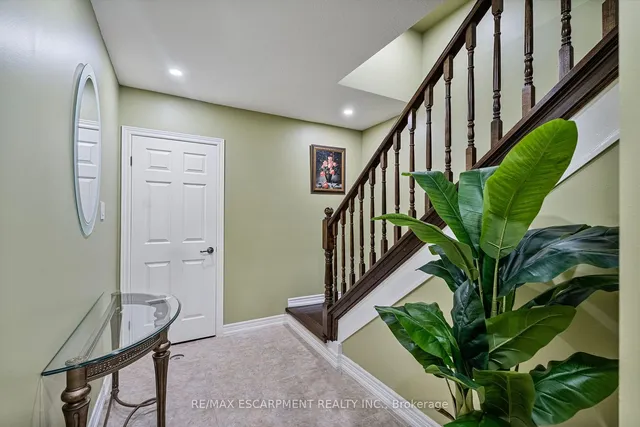 Additional property image - 575 STONEHENGE Dr