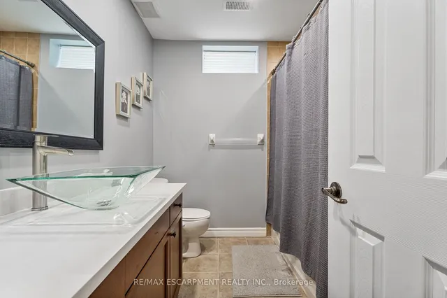 Additional property image - 575 STONEHENGE Dr