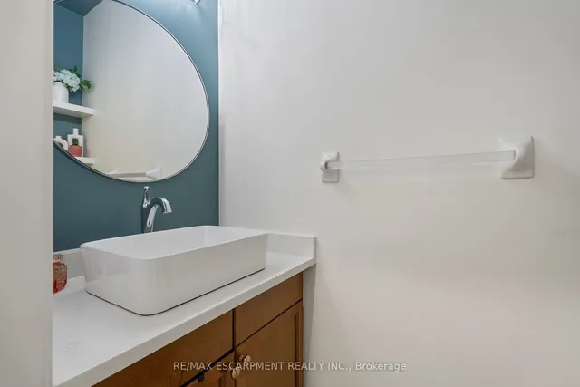 Additional property image - 575 STONEHENGE Dr