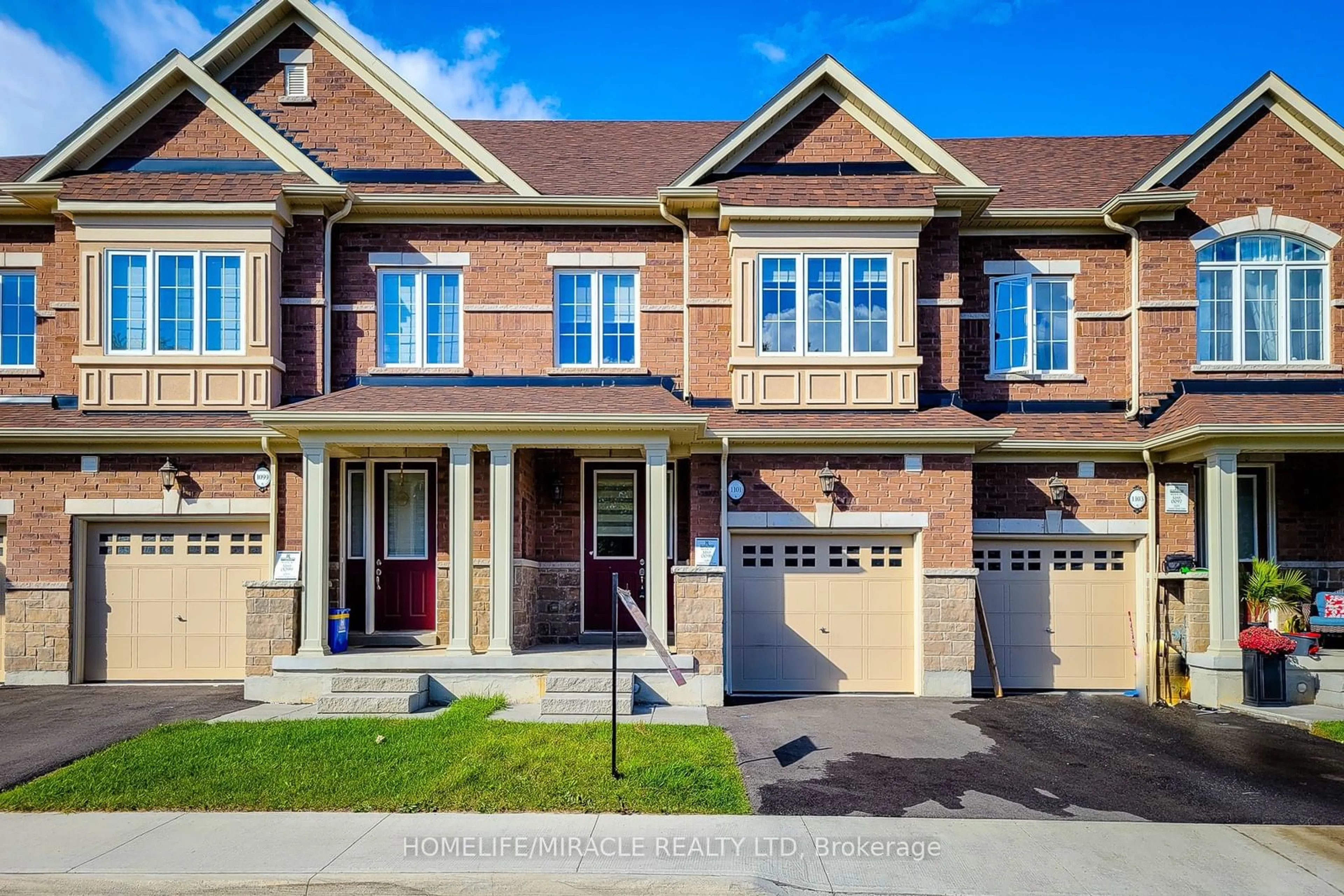 A pic from exterior of the house or condo, the street view for 1101 Garner Rd, Hamilton Ontario L9G 3K9