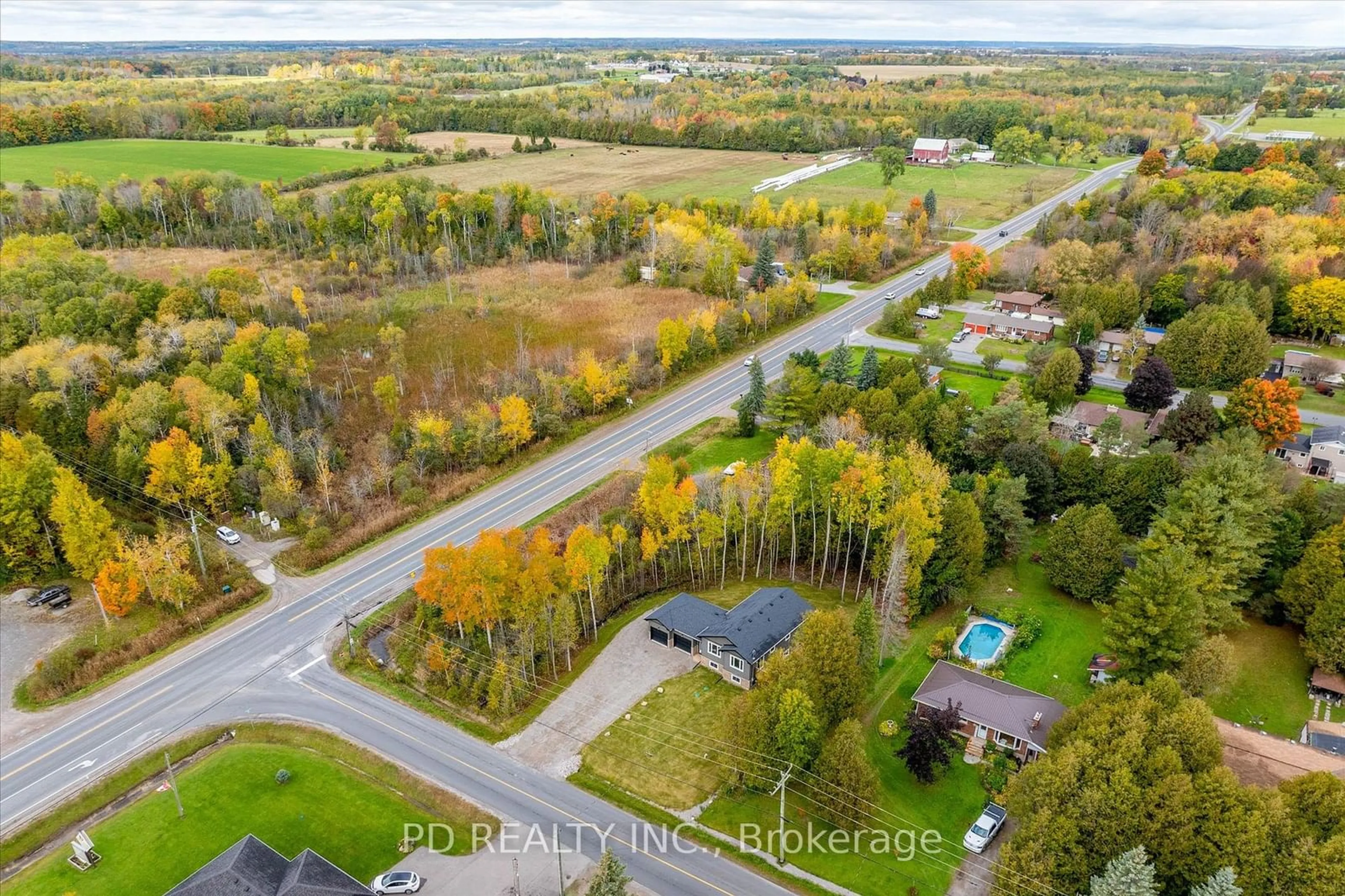 A pic from exterior of the house or condo, the street view for 644 Skyline Rd, Smith-Ennismore-Lakefield Ontario K0L 1T0