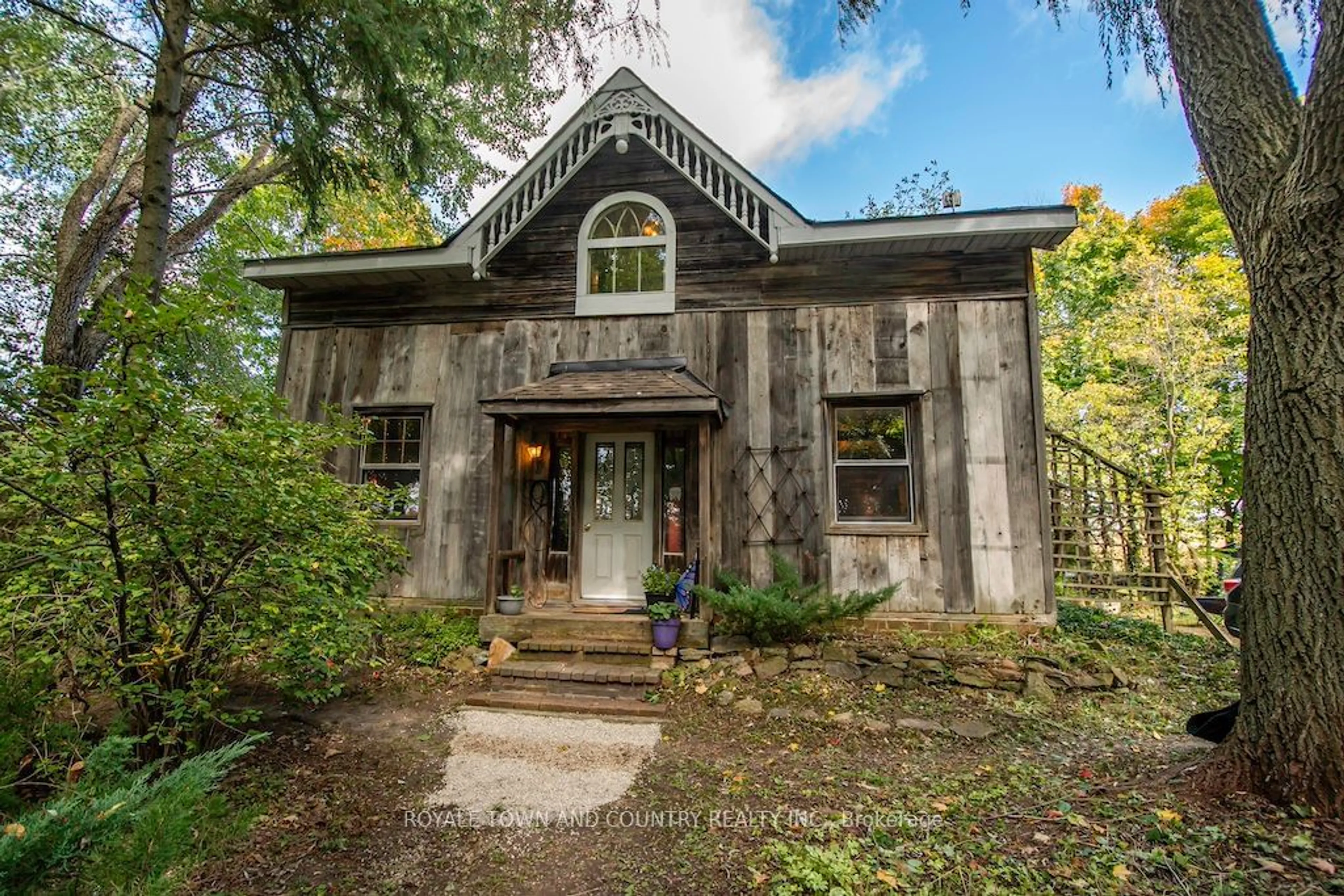 Frontside or backside of a home, cottage for 498 Farms Rd, Kawartha Lakes Ontario K0M 2T0