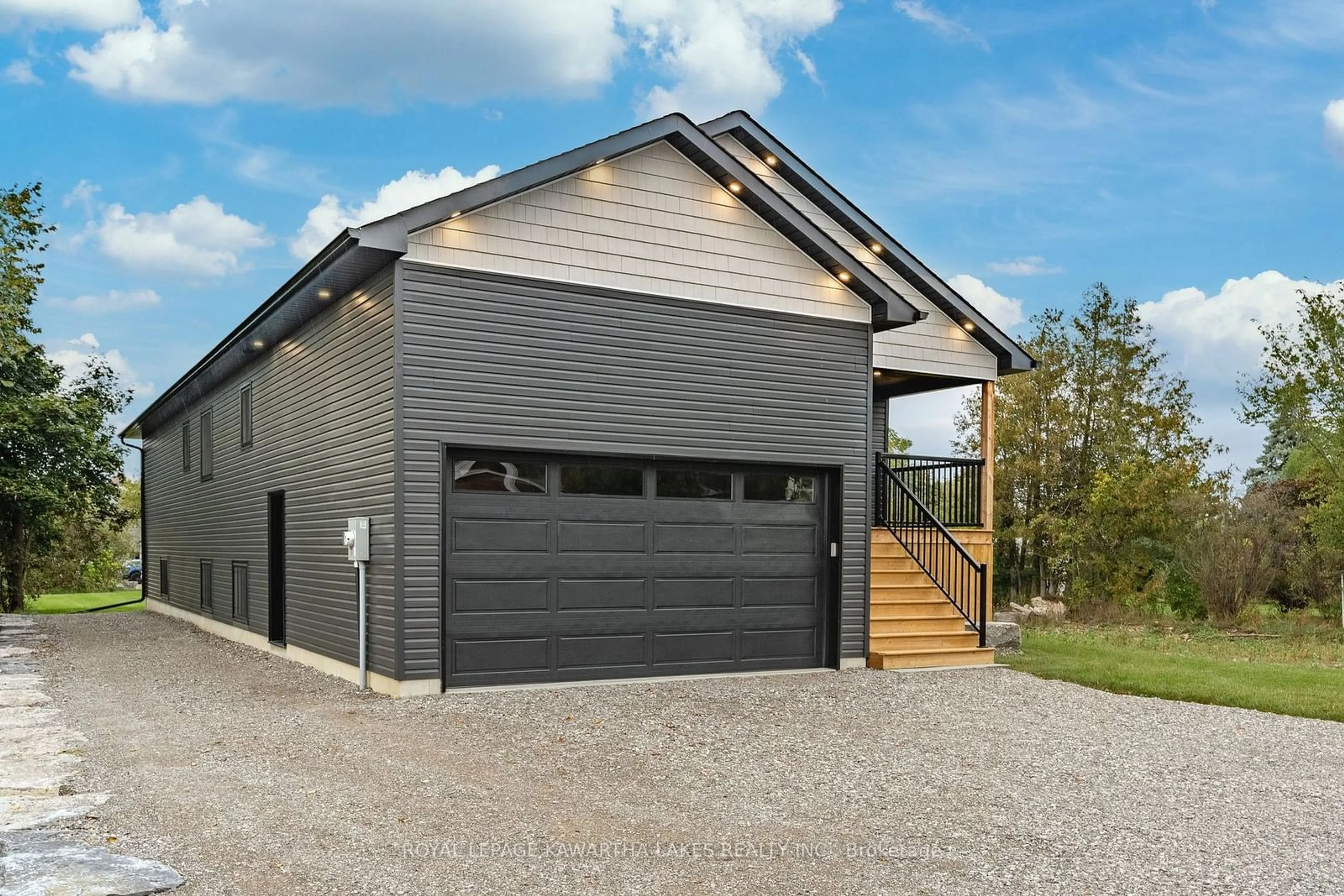 Indoor garage, wood floors for 26 Murray St, Kawartha Lakes Ontario K0M 1N0