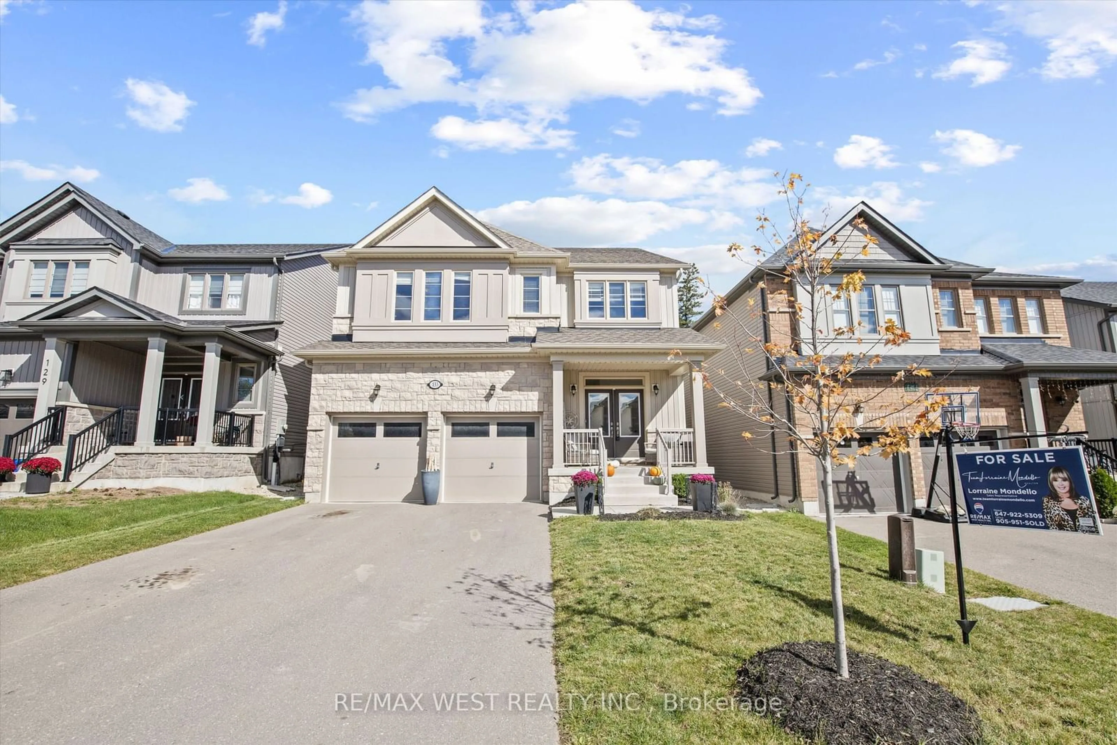 Frontside or backside of a home, the street view for 133 Mcfarlane Cres, Centre Wellington Ontario N2M 0G5