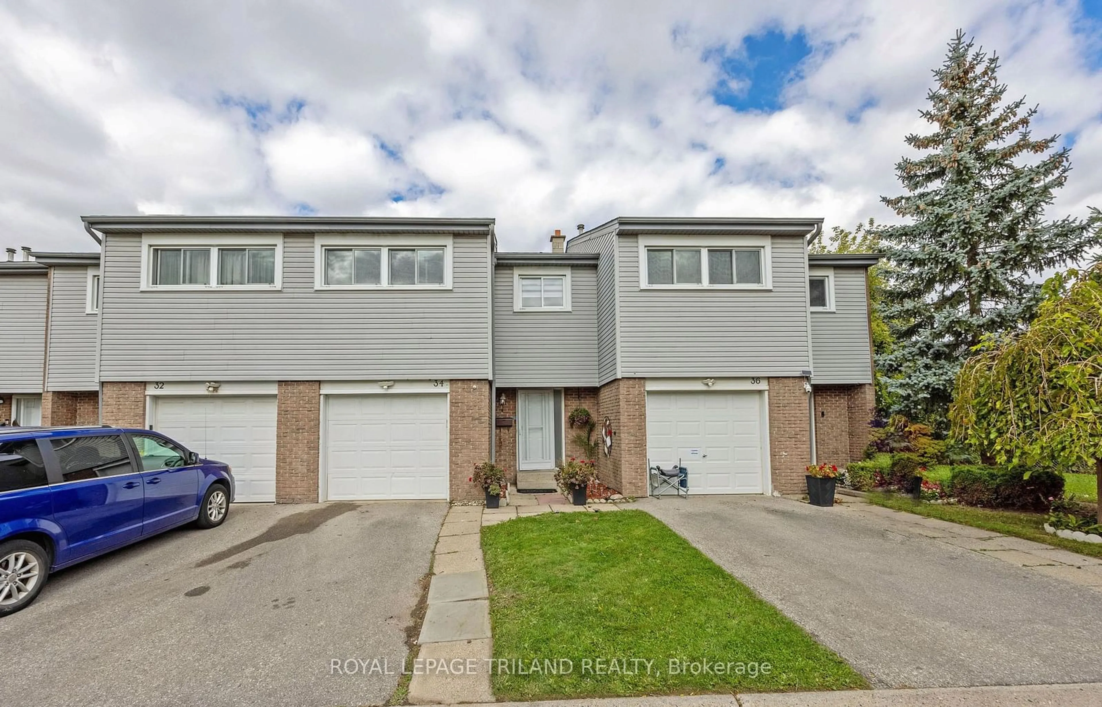 A pic from exterior of the house or condo, the street view for 500 Osgoode Dr #34, London Ontario N6E 2G9