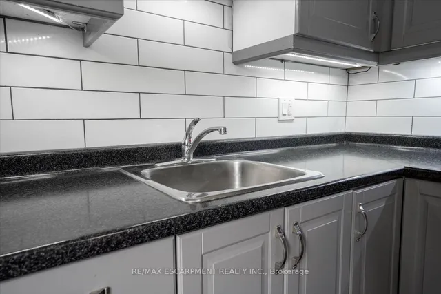 Additional property image - 36 Sumach St
