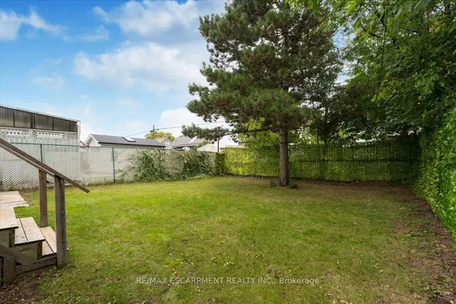 Additional property image - 36 Sumach St