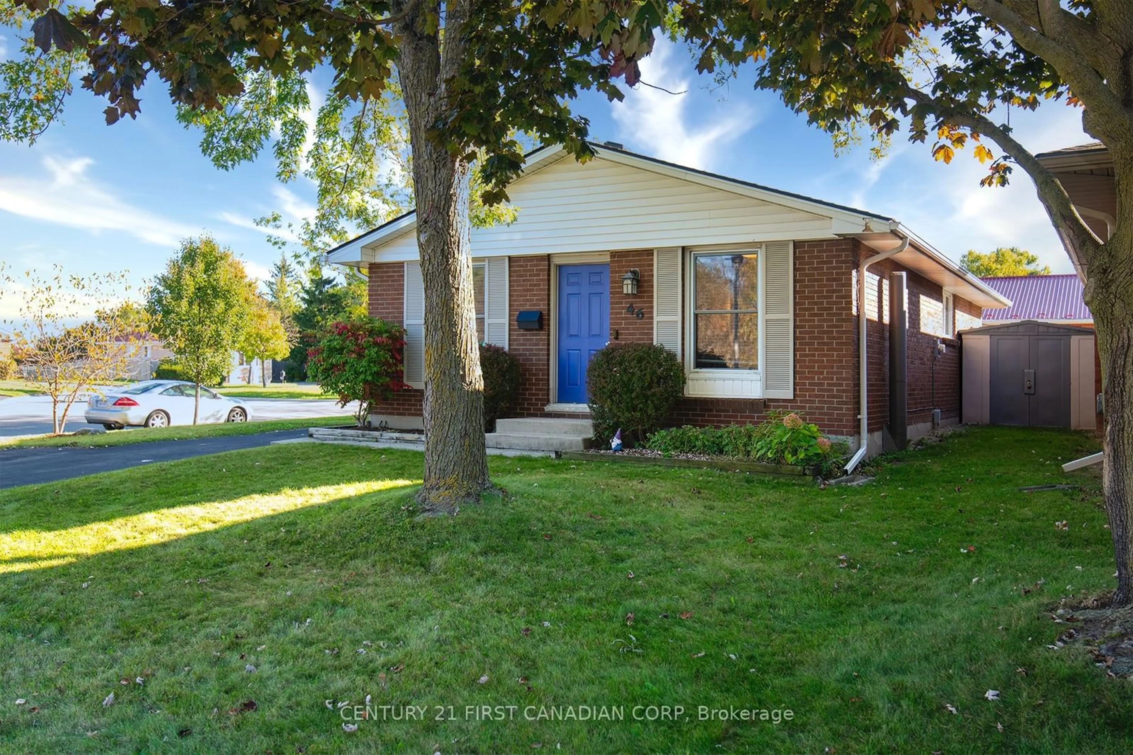 Frontside or backside of a home, cottage for 46 Piers Cres, London Ontario N6E 1Z3