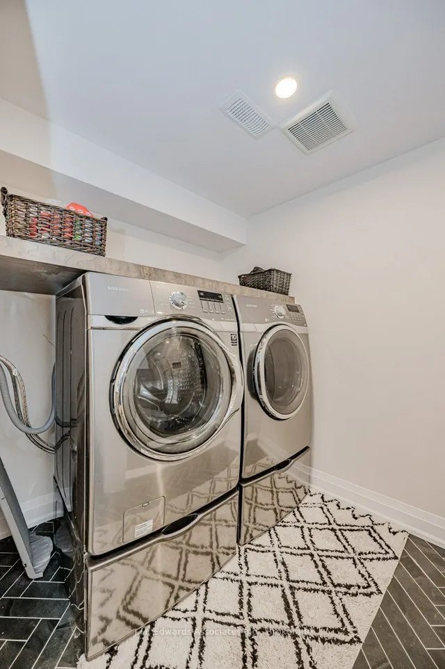 Additional property image - 139 Humphrey St