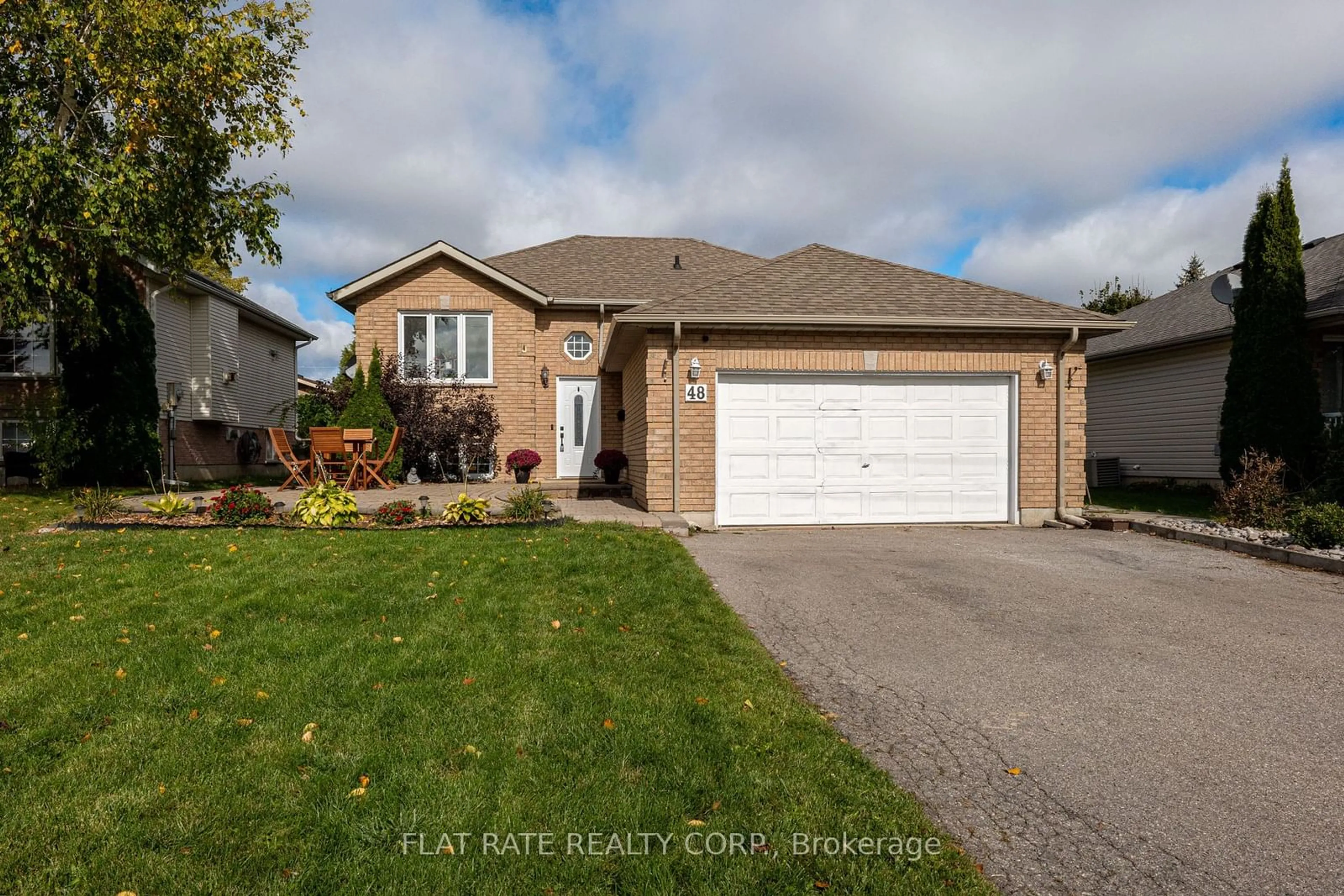 Frontside or backside of a home, the street view for 48 MCGIBBON Blvd, Kawartha Lakes Ontario K9V 6G5