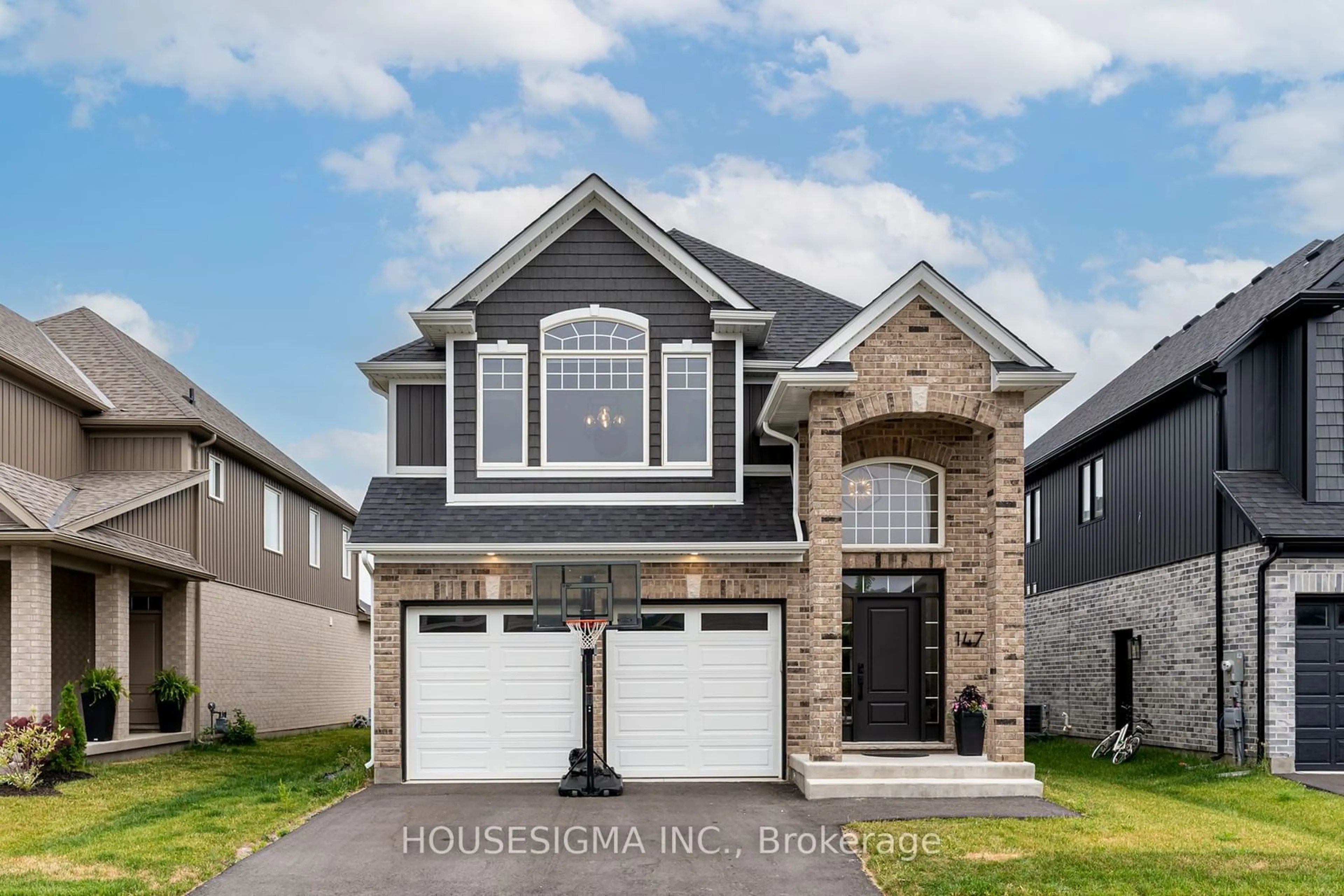 Frontside or backside of a home, the street view for 147 Susan Dr, Pelham Ontario L0S 1E6