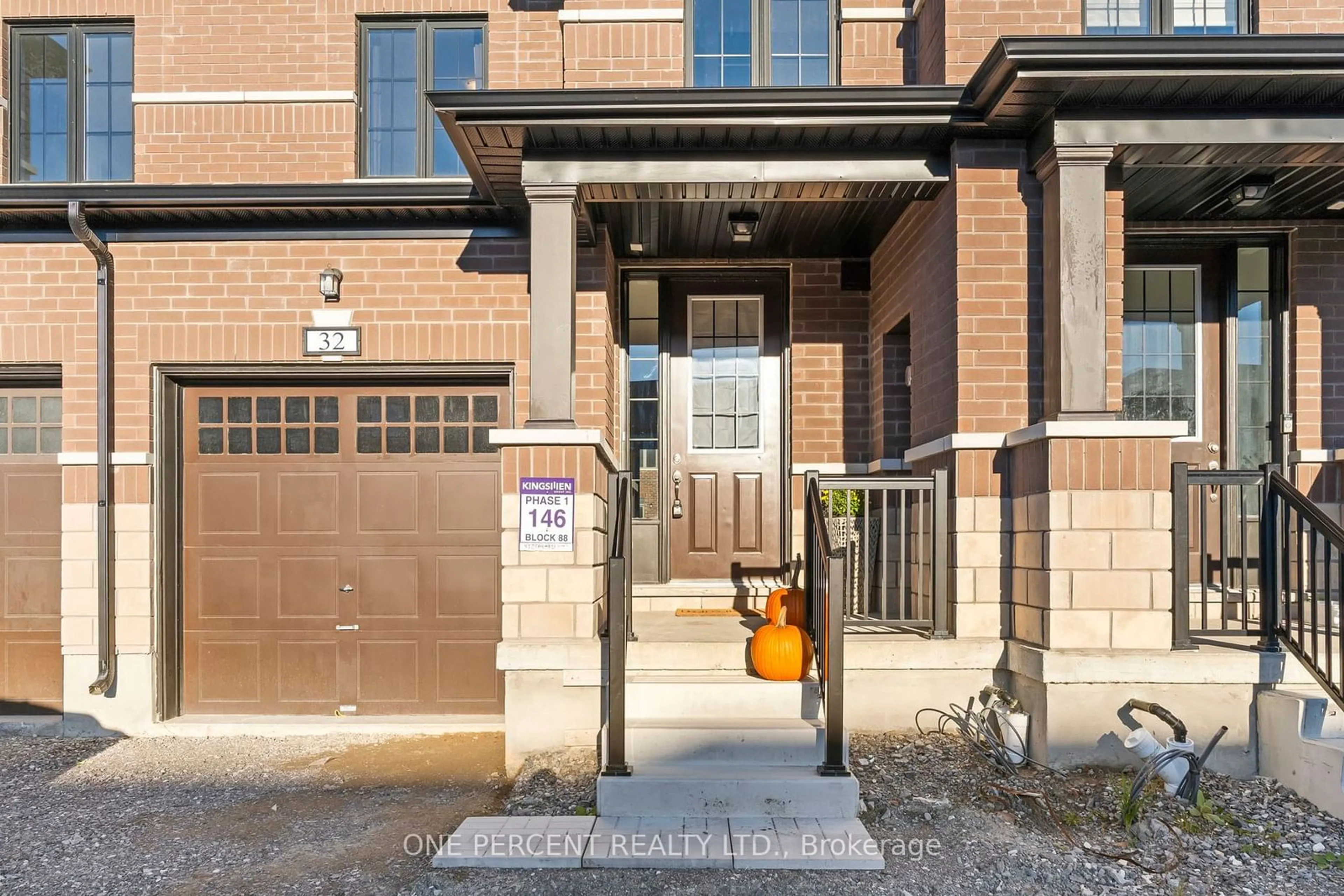 Home with brick exterior material for 32 Keenan St, Kawartha Lakes Ontario K9V 6C2