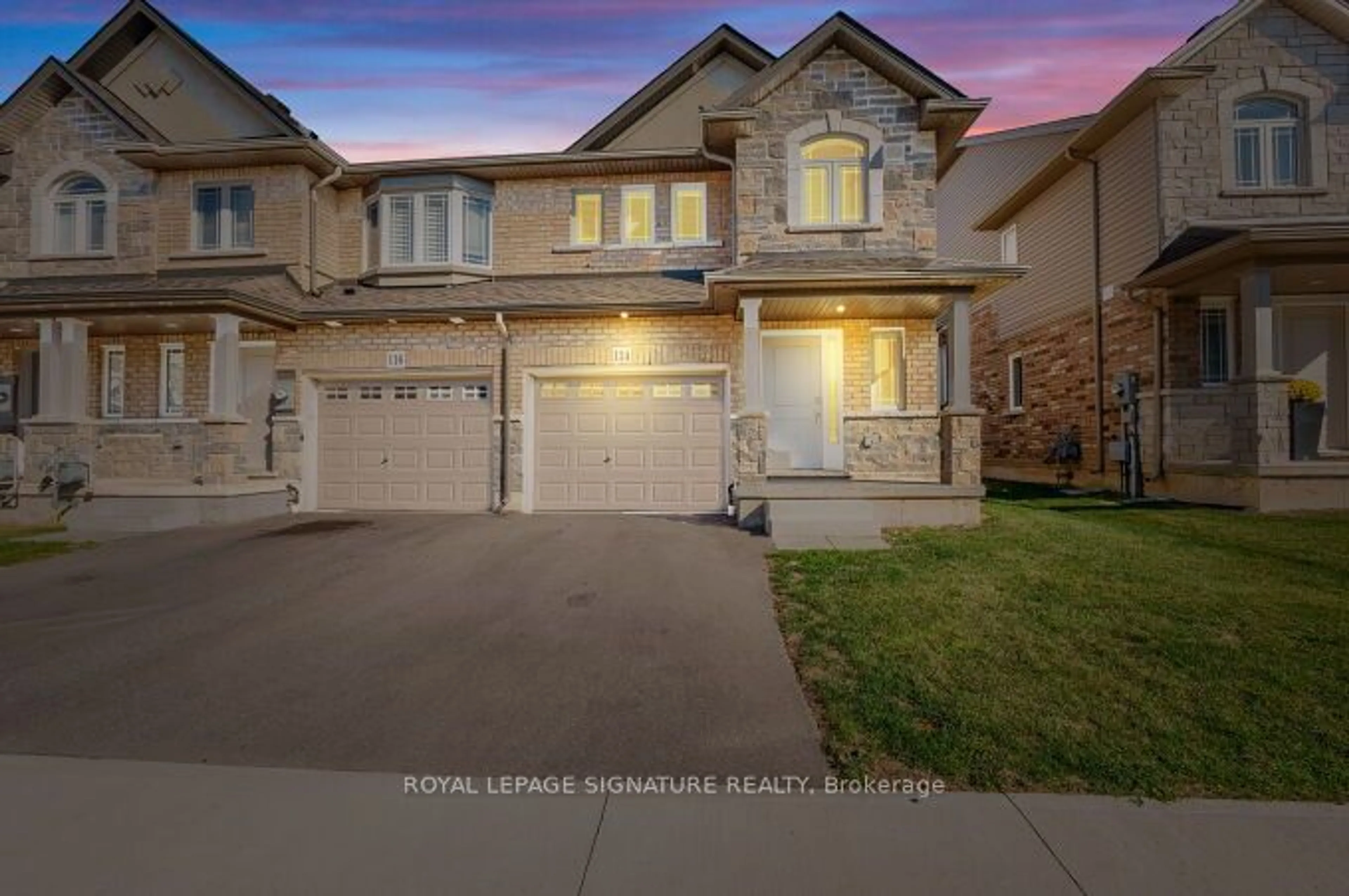 A pic from exterior of the house or condo, the street view for 114 Laguna Village Cres, Hamilton Ontario L0R 1P0