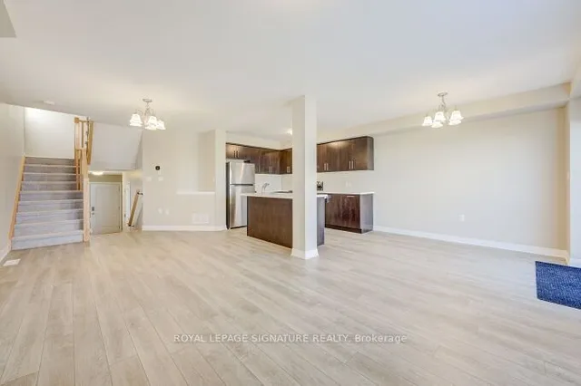 Additional property image - 114 Laguna Village Cres
