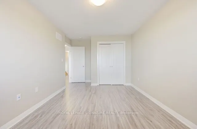 Additional property image - 114 Laguna Village Cres