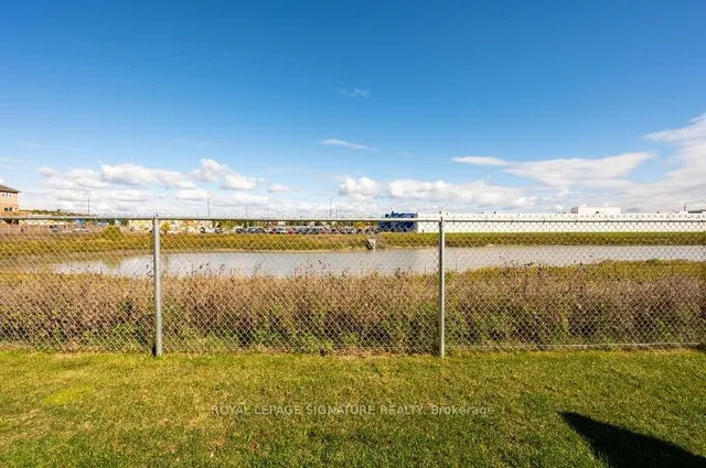 Additional property image - 114 Laguna Village Cres