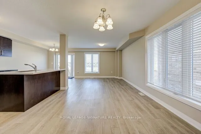 Additional property image - 114 Laguna Village Cres