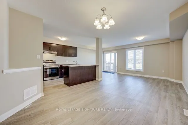 Additional property image - 114 Laguna Village Cres