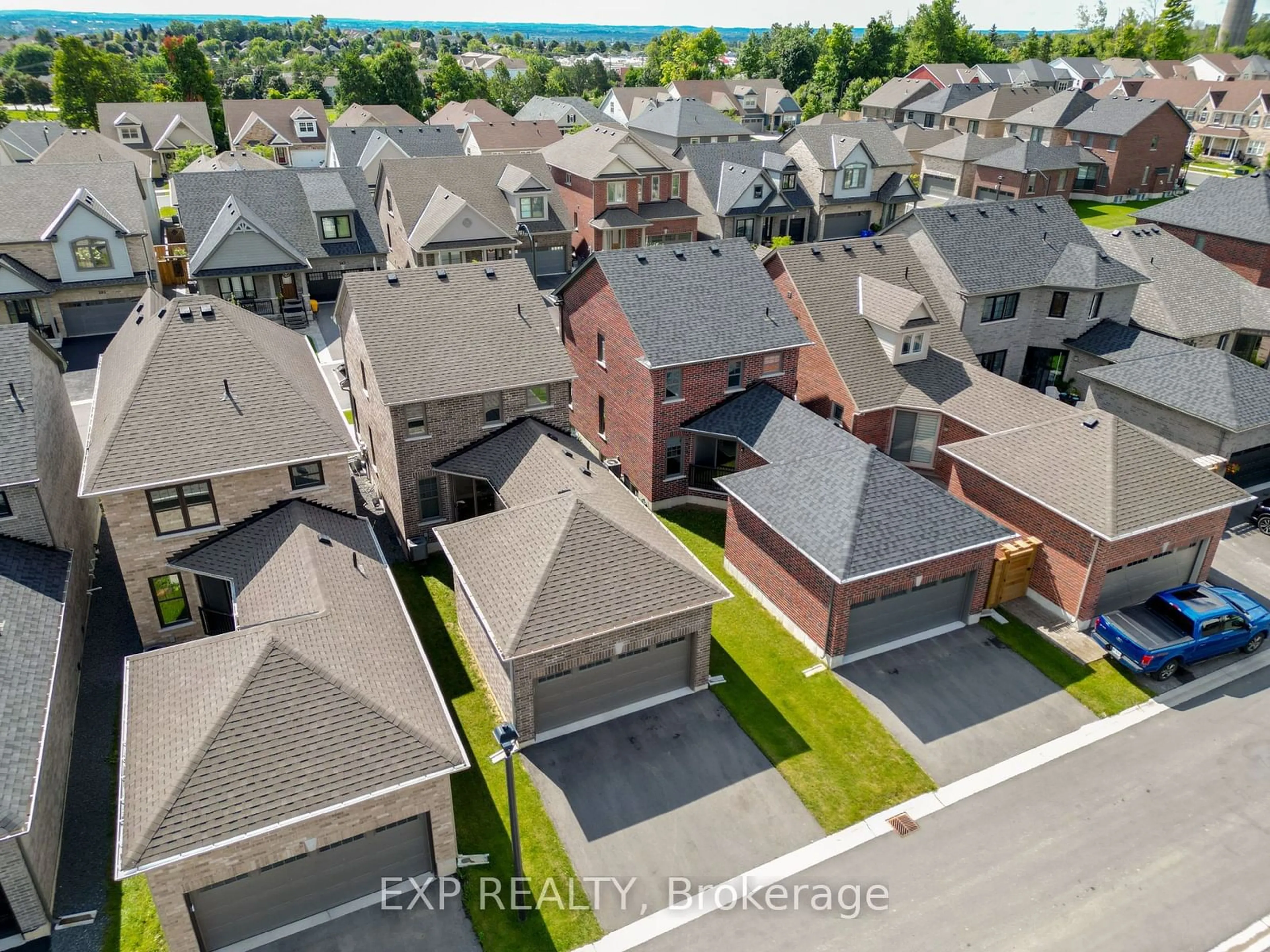 Frontside or backside of a home, the street view for 282 Noftall Gdns, Peterborough Ontario K9H 0G4