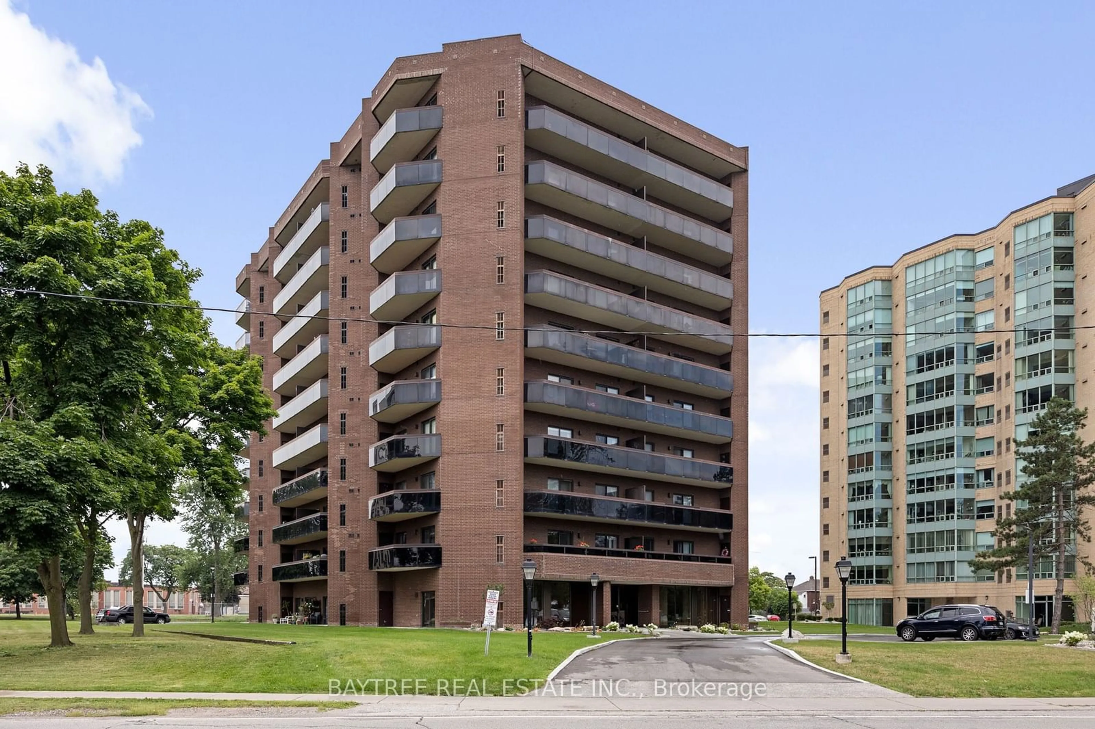 A pic from exterior of the house or condo, the front or back of building for 3663 Riverside Dr #803, Windsor Ontario N8Y 4V3