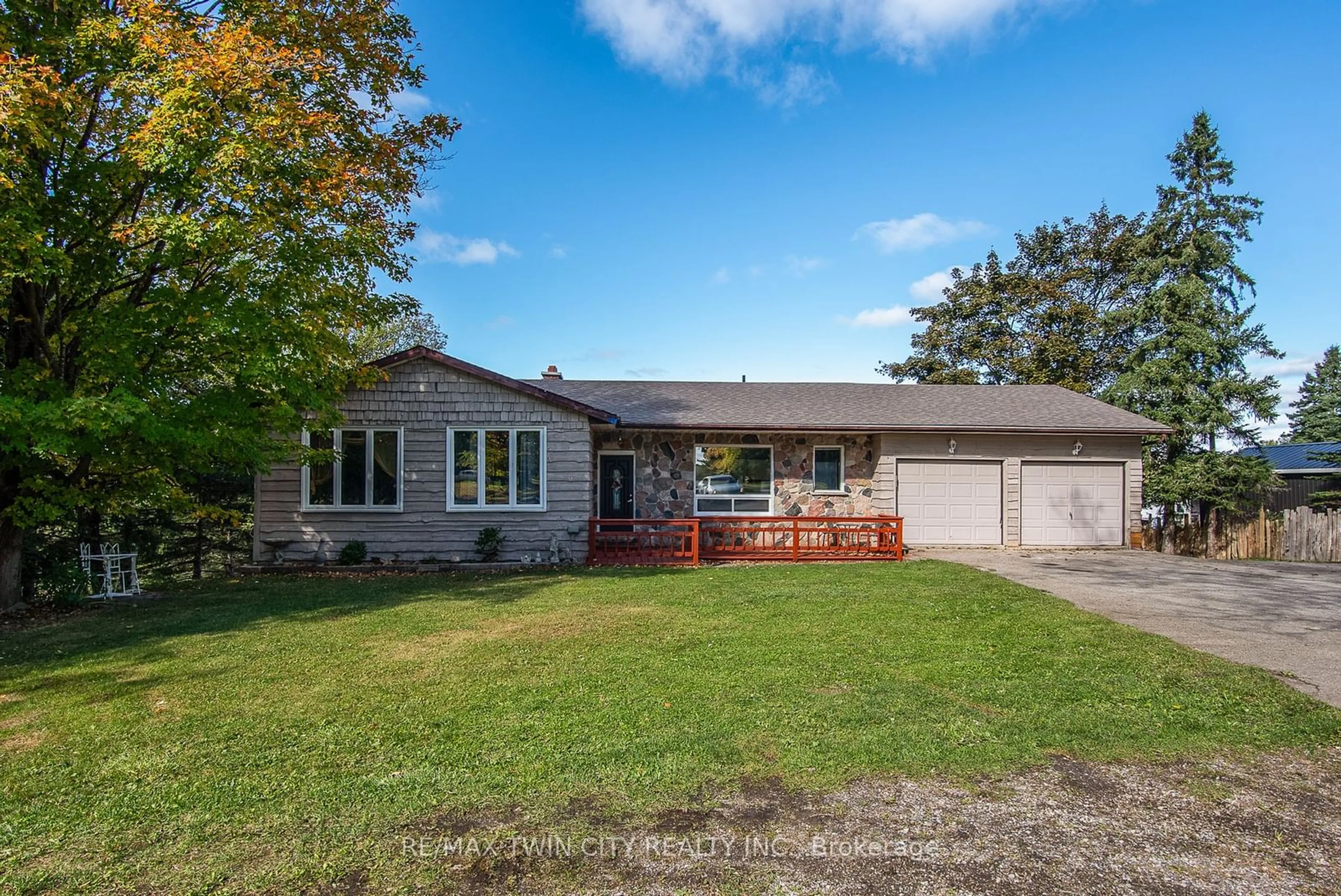 Frontside or backside of a home, cottage for 7392 Wellington Road 10 Rd, Mapleton Ontario N0G 2K0