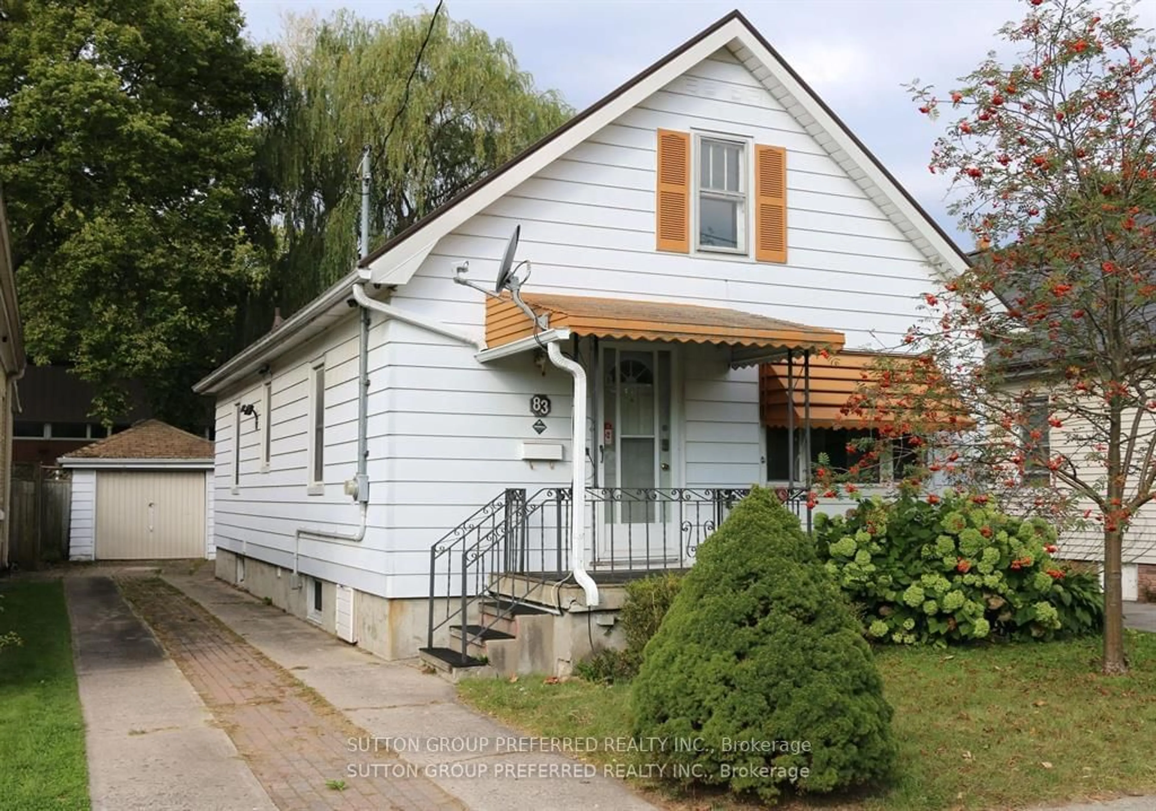 Frontside or backside of a home for 83 Dillabough St, London Ontario N5Z 2B9