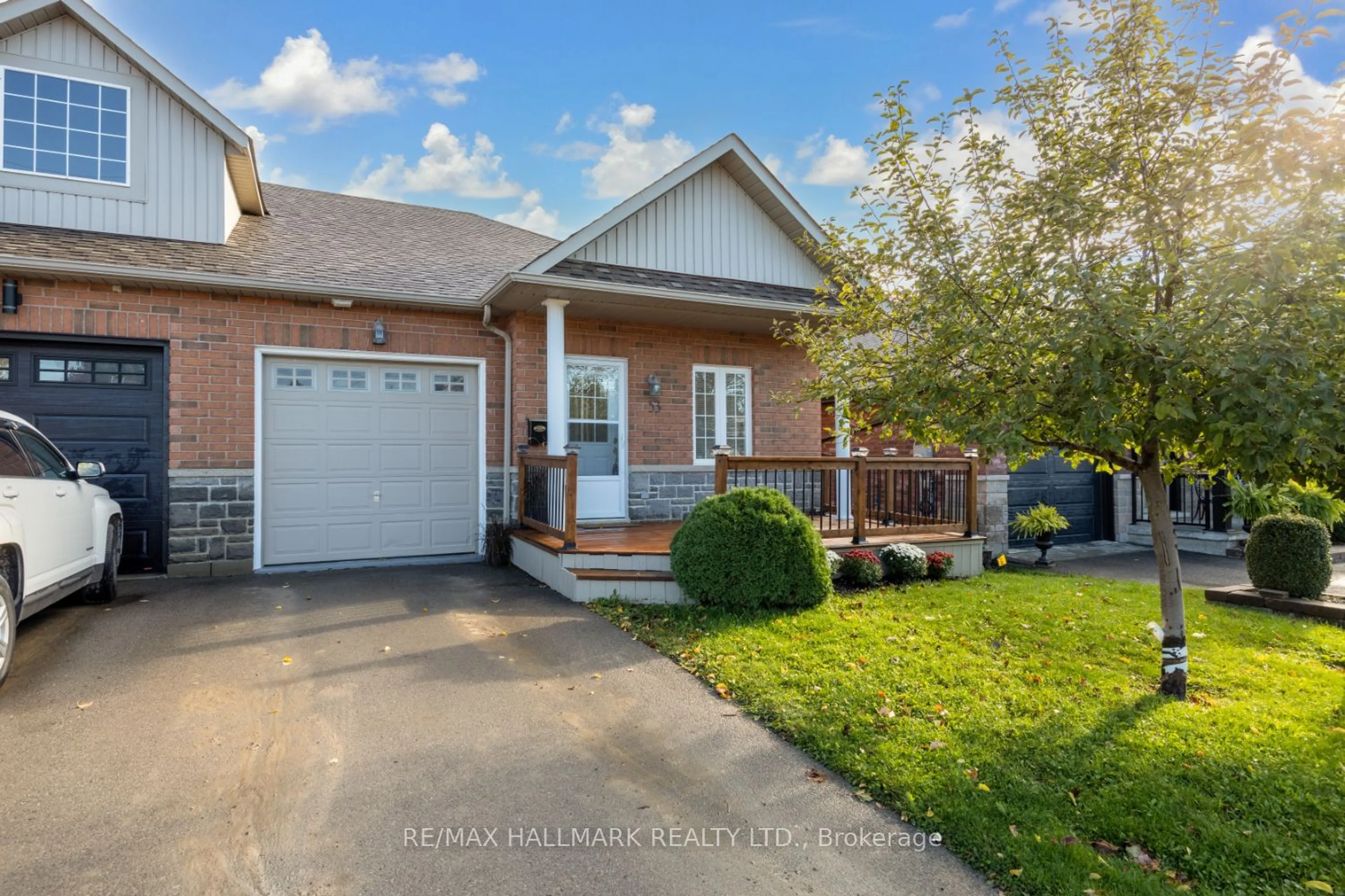 Frontside or backside of a home, cottage for 53 King St, Kawartha Lakes Ontario K9V 1C4