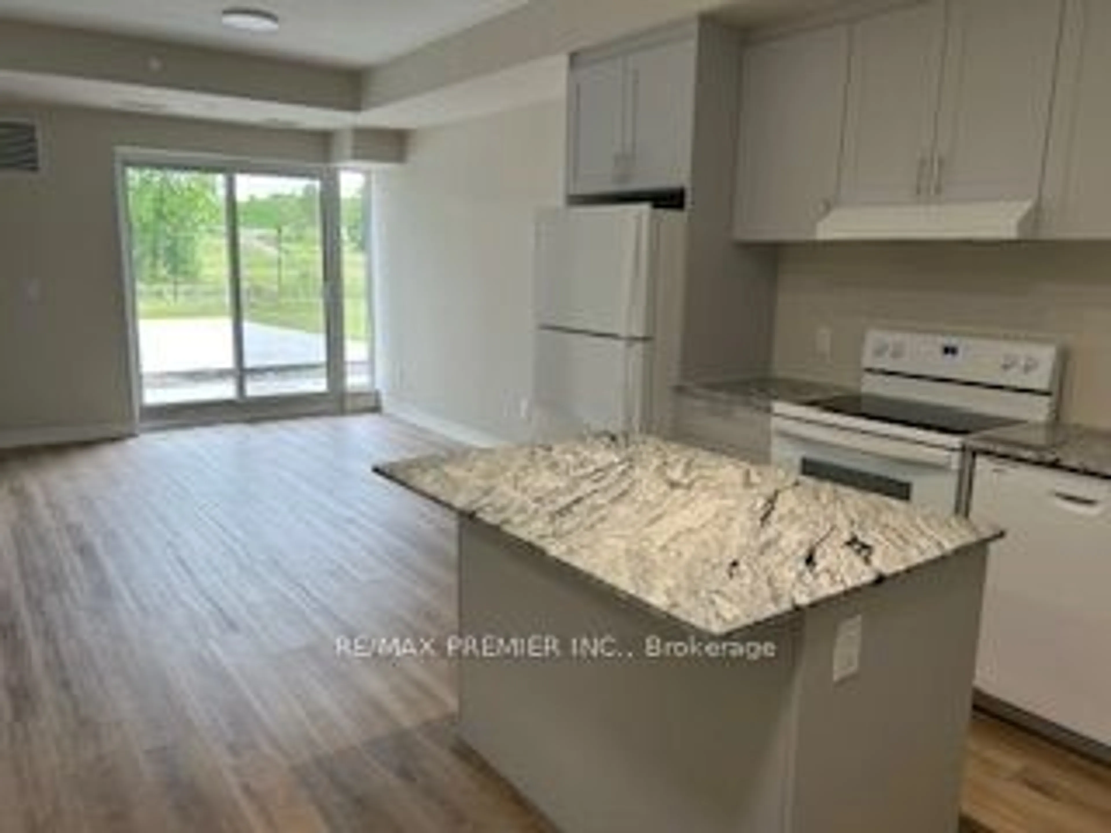 Open concept kitchen for 50 Herrick Ave #GL 02, St. Catharines Ontario L2P 0G3