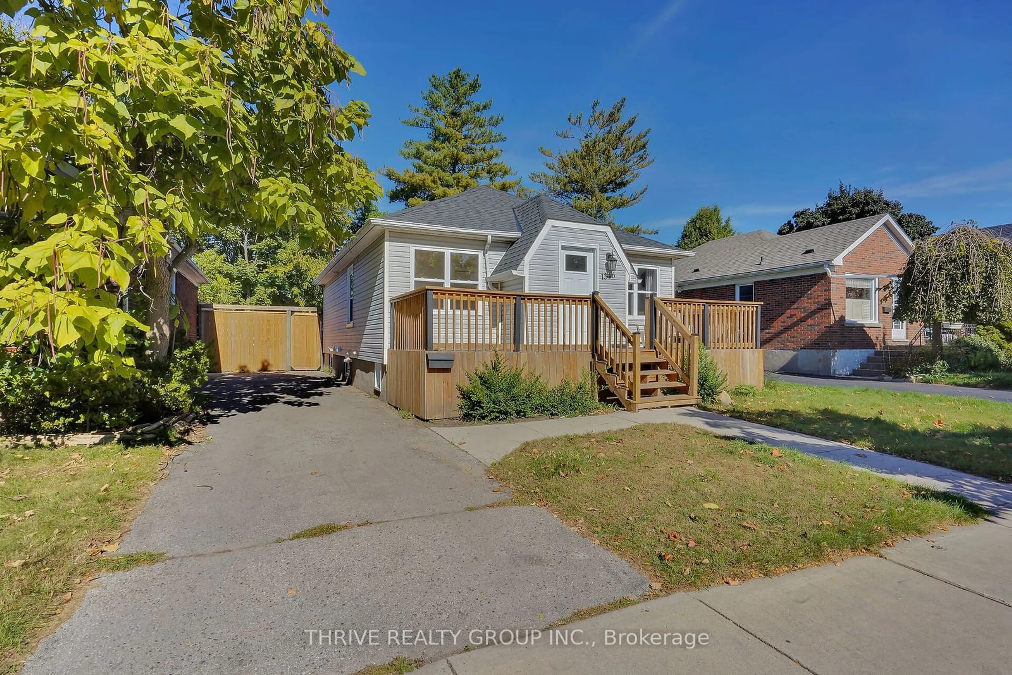 Frontside or backside of a home for 1346 Langmuir Ave, London Ontario N5W 2G6