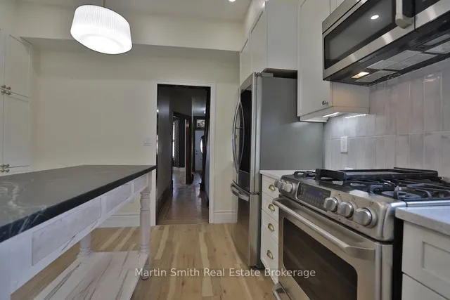 Additional property image - 456 King William St