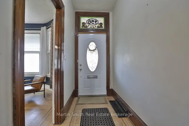 Additional property image - 456 King William St