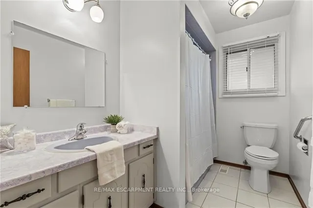 Additional property image - 130 San Francisco Ave