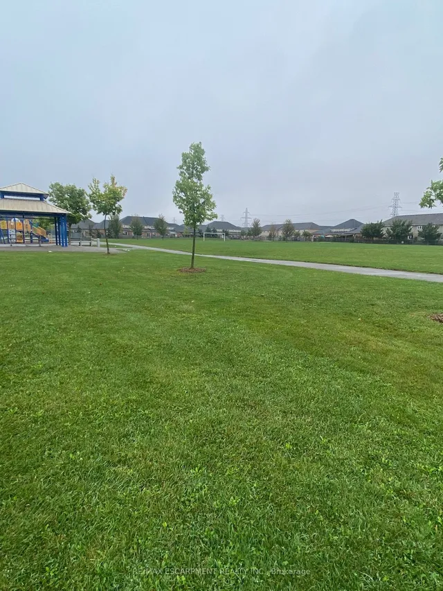 Additional property image - 44 PELECH Cres